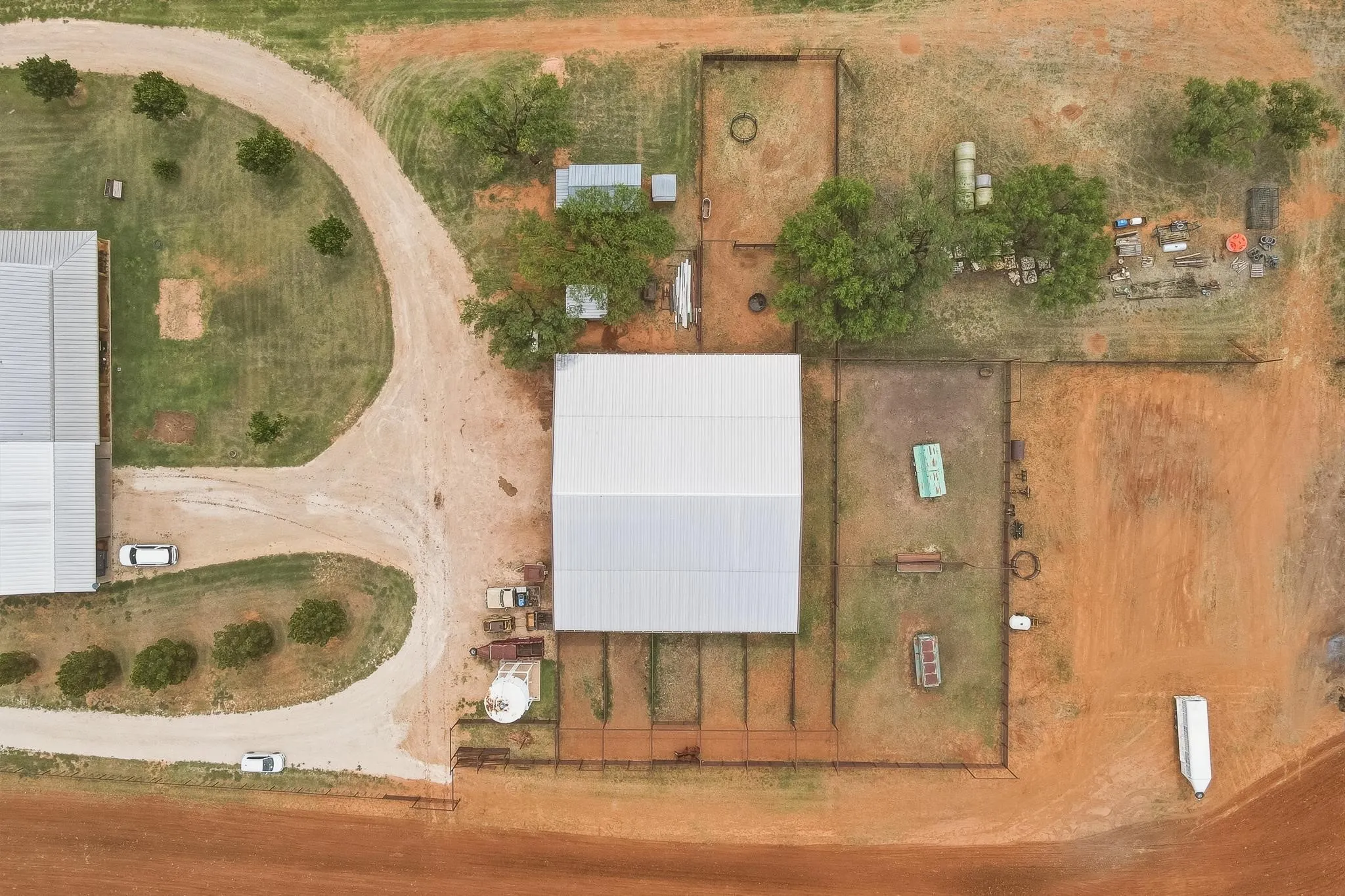 Farm For Sale in Jones County , 15030 N Fm 600, Avoca, Texas 79503, 3 Bedroom, 2 Bathroom, Garage spaces, 2,264 Sqft, built in 2011, mls#21294293, Real Estate Agent in Avoca, Homes For Sale in Jones county, Homes For Sale in Avoca, Realtor in Avoca Texas, Real Estate Brokerage Independent Realty Texas, Luminita Cordes Realtor