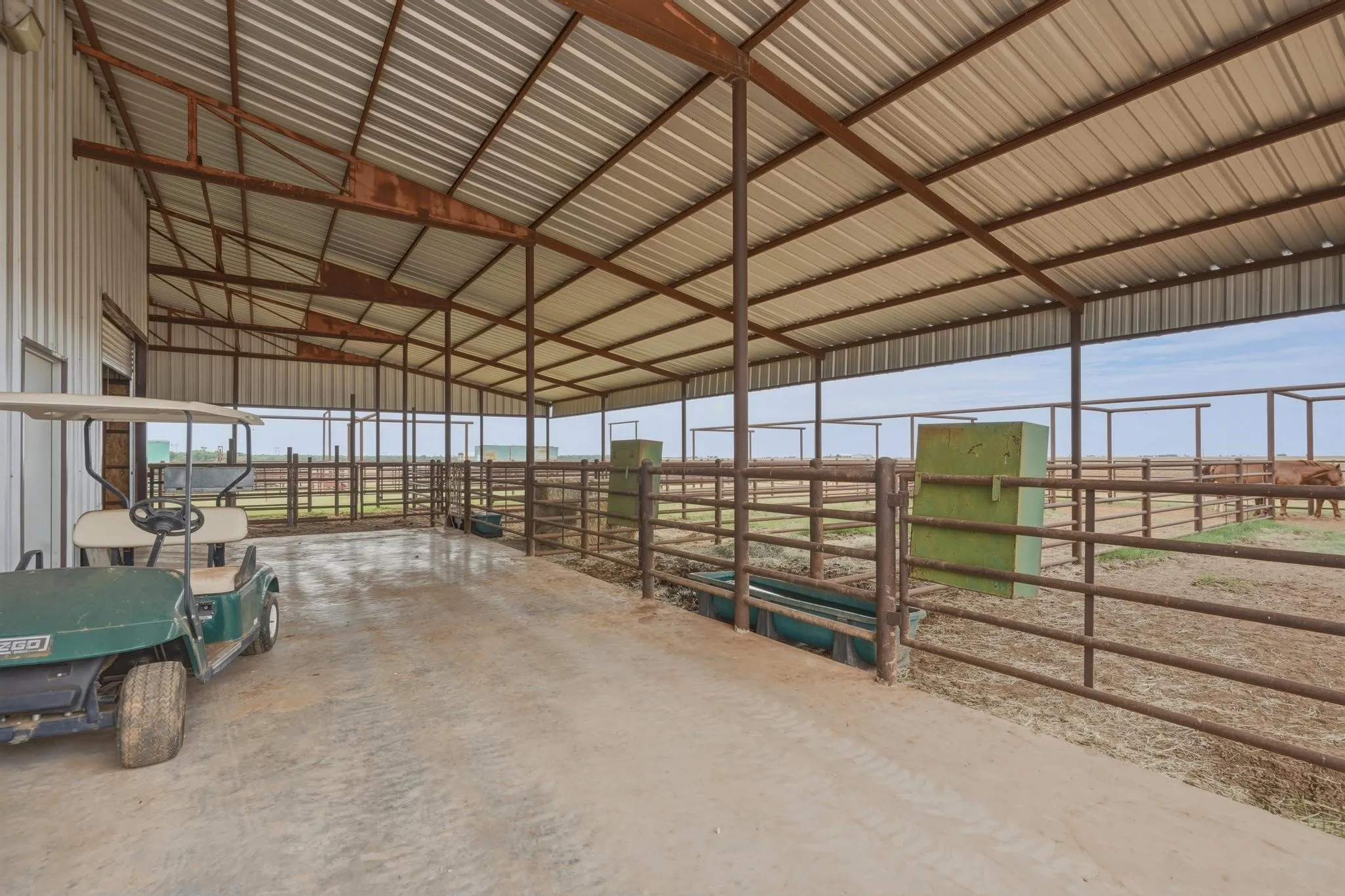 Farm For Sale in Jones County , 15030 N Fm 600, Avoca, Texas 79503, 3 Bedroom, 2 Bathroom, Garage spaces, 2,264 Sqft, built in 2011, mls#21294293, Real Estate Agent in Avoca, Homes For Sale in Jones county, Homes For Sale in Avoca, Realtor in Avoca Texas, Real Estate Brokerage Independent Realty Texas, Luminita Cordes Realtor