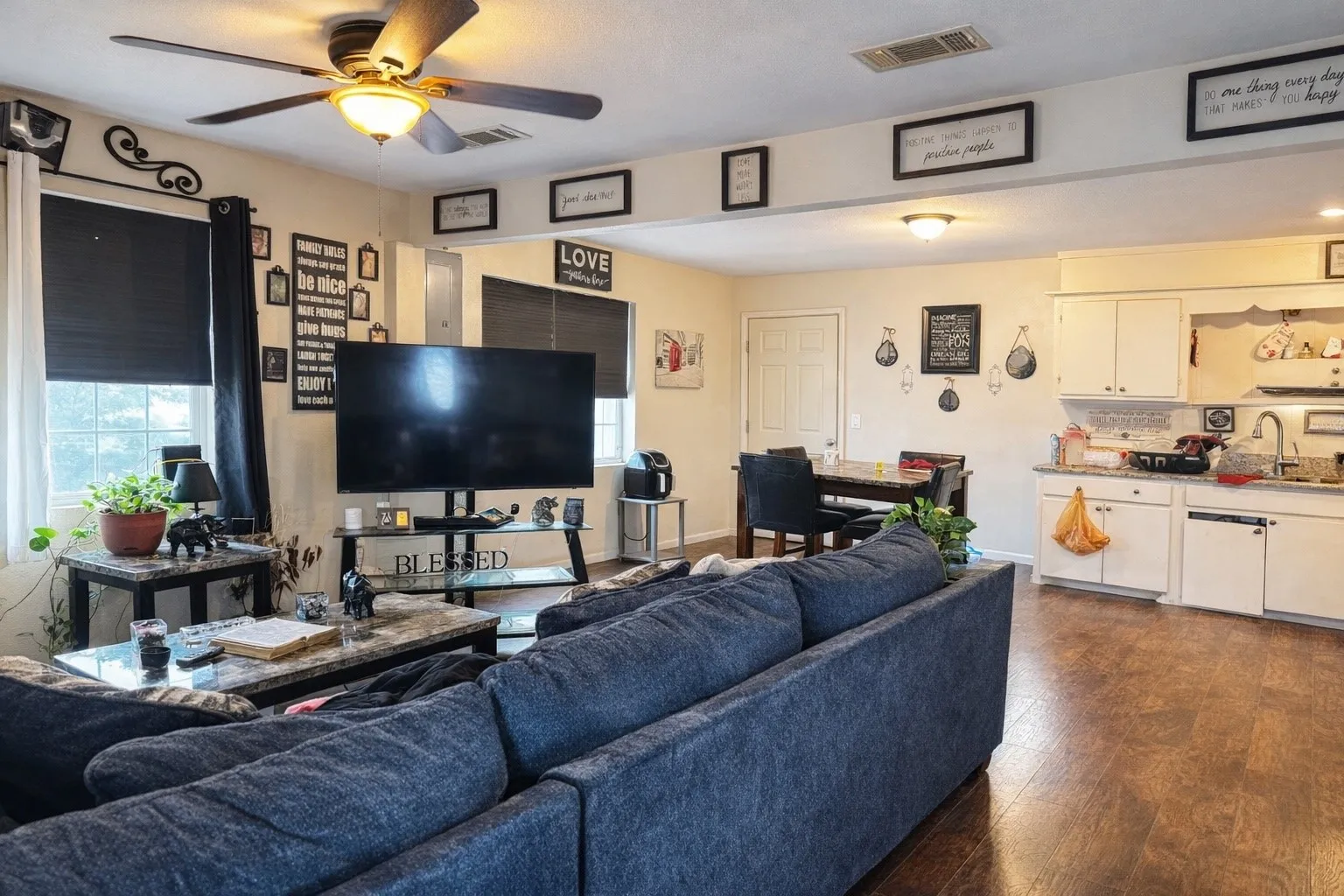Single Family Residence For Sale in Titus County , 108 N Ellis Ave Avenue, Mt Pleasant, Texas 75455, 7 Bedroom, 4 Bathroom, Garage spaces, 2,139 Sqft, built in 1972, Price $199,000, mls#21284955, Real Estate Agent in Mt Pleasant, Homes For Sale in Titus county, Homes For Sale in Mt Pleasant, Realtor in Mt Pleasant Texas, Real Estate Brokerage Independent Realty Texas, Luminita Cordes Realtor