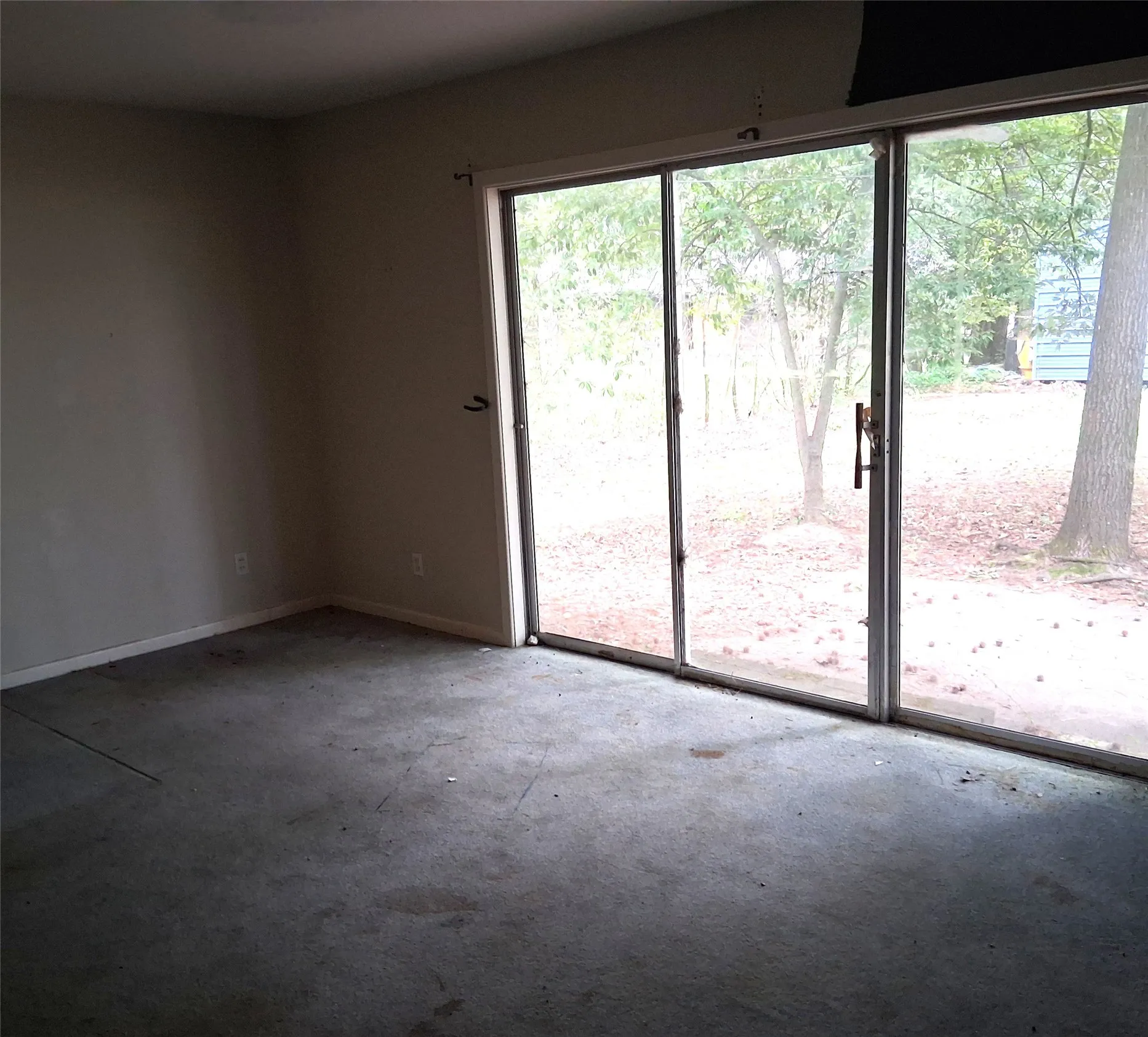Single Family Residence For Sale in Bowie County , 207 Wildwood Drive, Texarkana, Texas 75501, 4 Bedroom, 3 Bathroom, Garage spaces, 2,877 Sqft, built in 1965, mls#21292346, Real Estate Agent in Texarkana, Homes For Sale in Bowie county, Homes For Sale in Texarkana, Realtor in Texarkana Texas, Real Estate Brokerage Independent Realty Texas, Luminita Cordes Realtor