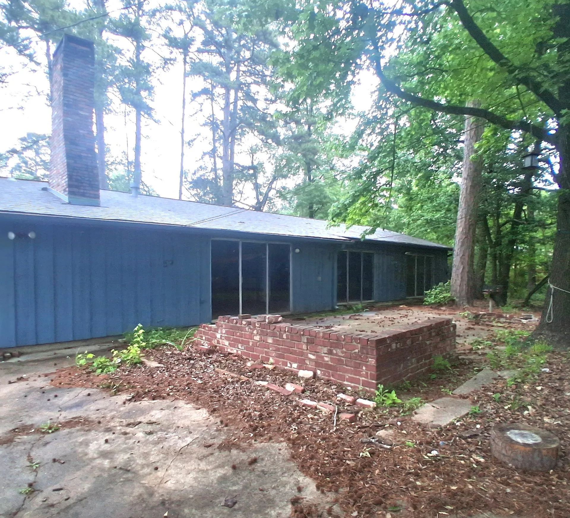 Single Family Residence For Sale in Bowie County , 207 Wildwood Drive, Texarkana, Texas 75501, 4 Bedroom, 3 Bathroom, Garage spaces, 2,877 Sqft, built in 1965, mls#21292346, Real Estate Agent in Texarkana, Homes For Sale in Bowie county, Homes For Sale in Texarkana, Realtor in Texarkana Texas, Real Estate Brokerage Independent Realty Texas, Luminita Cordes Realtor