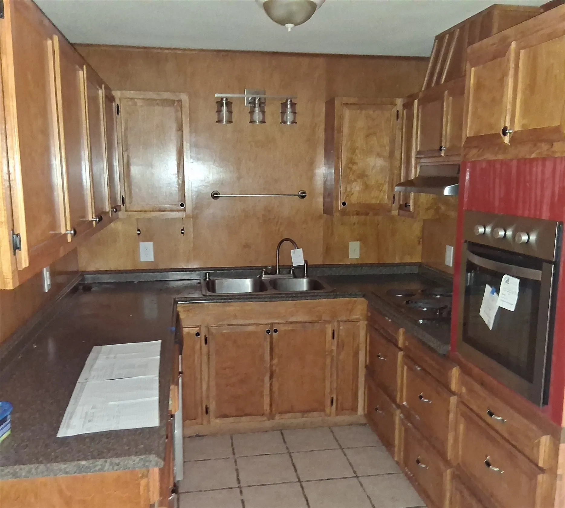 Single Family Residence For Sale in Bowie County , 207 Wildwood Drive, Texarkana, Texas 75501, 4 Bedroom, 3 Bathroom, Garage spaces, 2,877 Sqft, built in 1965, mls#21292346, Real Estate Agent in Texarkana, Homes For Sale in Bowie county, Homes For Sale in Texarkana, Realtor in Texarkana Texas, Real Estate Brokerage Independent Realty Texas, Luminita Cordes Realtor