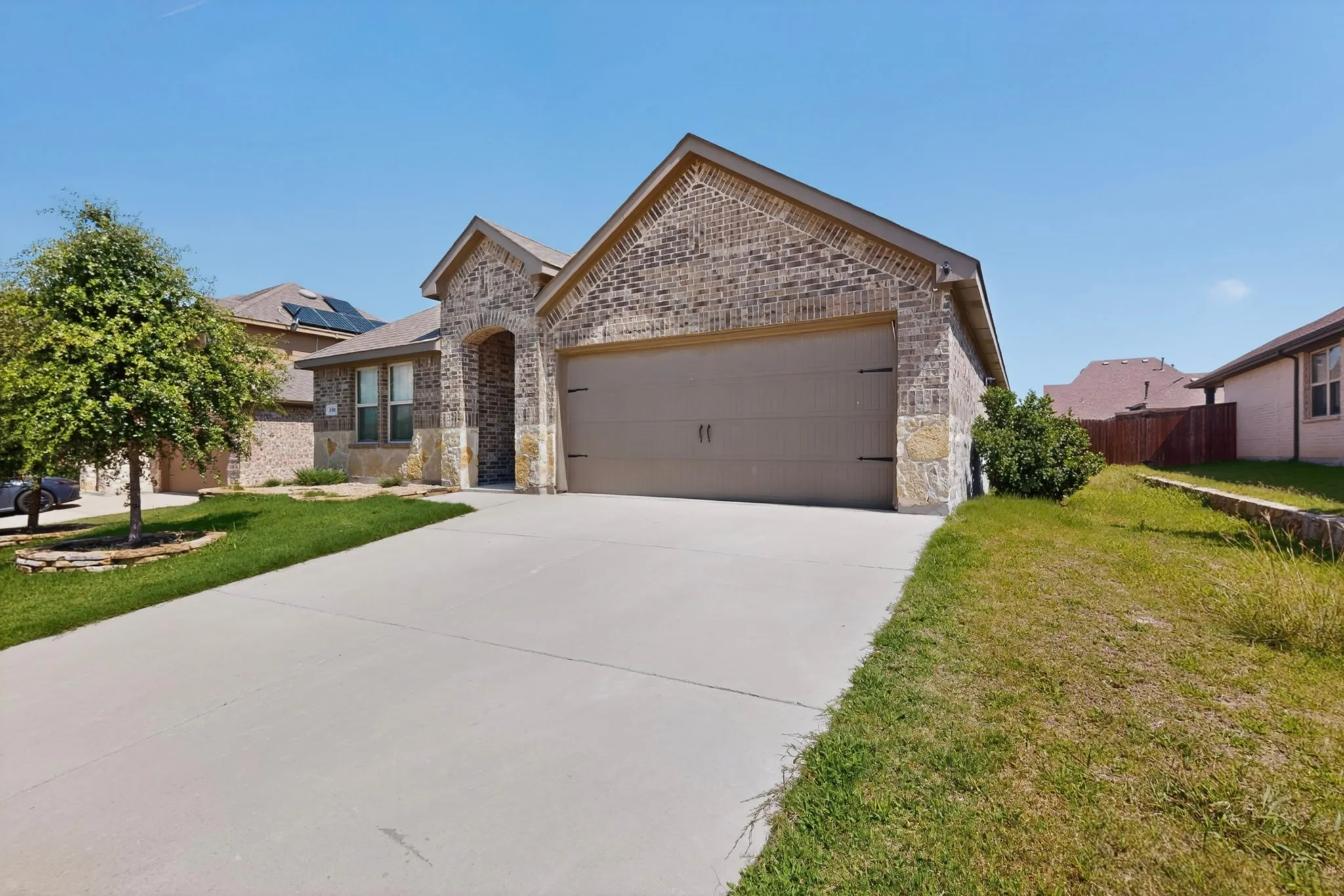 Single Family Residence For Sale in Rockwall County , 430 Forestridge Drive, Fate, Texas 75087, 4 Bedroom, 2 Bathroom, 2 Garage spaces, 2,061 Sqft, built in 2020, mls#21294196, Real Estate Agent in Fate, Homes For Sale in Rockwall county, Homes For Sale in Fate, Realtor in Fate Texas, Real Estate Brokerage Independent Realty Texas, Luminita Cordes Realtor