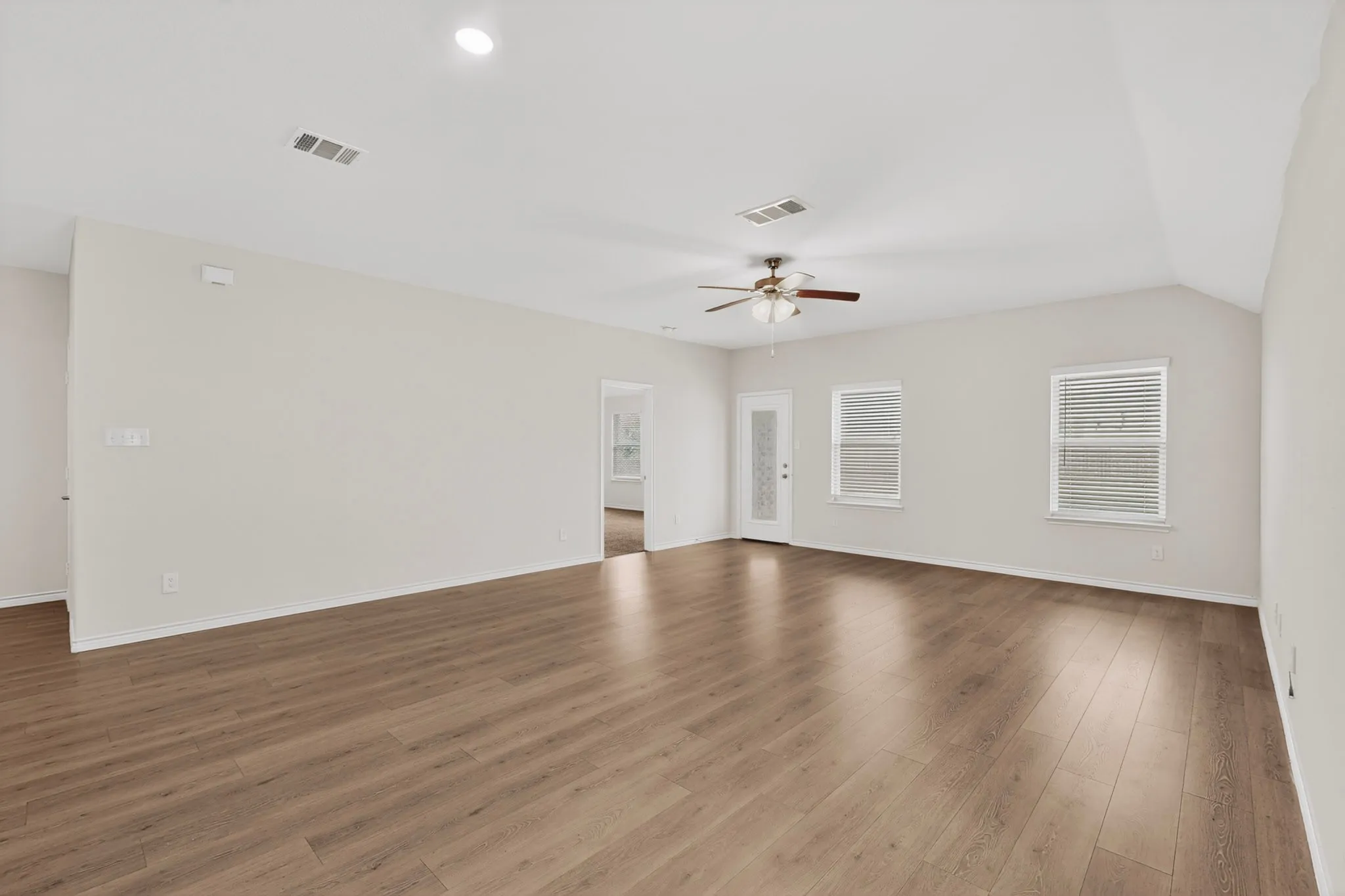 Single Family Residence For Sale in Rockwall County , 430 Forestridge Drive, Fate, Texas 75087, 4 Bedroom, 2 Bathroom, 2 Garage spaces, 2,061 Sqft, built in 2020, mls#21294196, Real Estate Agent in Fate, Homes For Sale in Rockwall county, Homes For Sale in Fate, Realtor in Fate Texas, Real Estate Brokerage Independent Realty Texas, Luminita Cordes Realtor