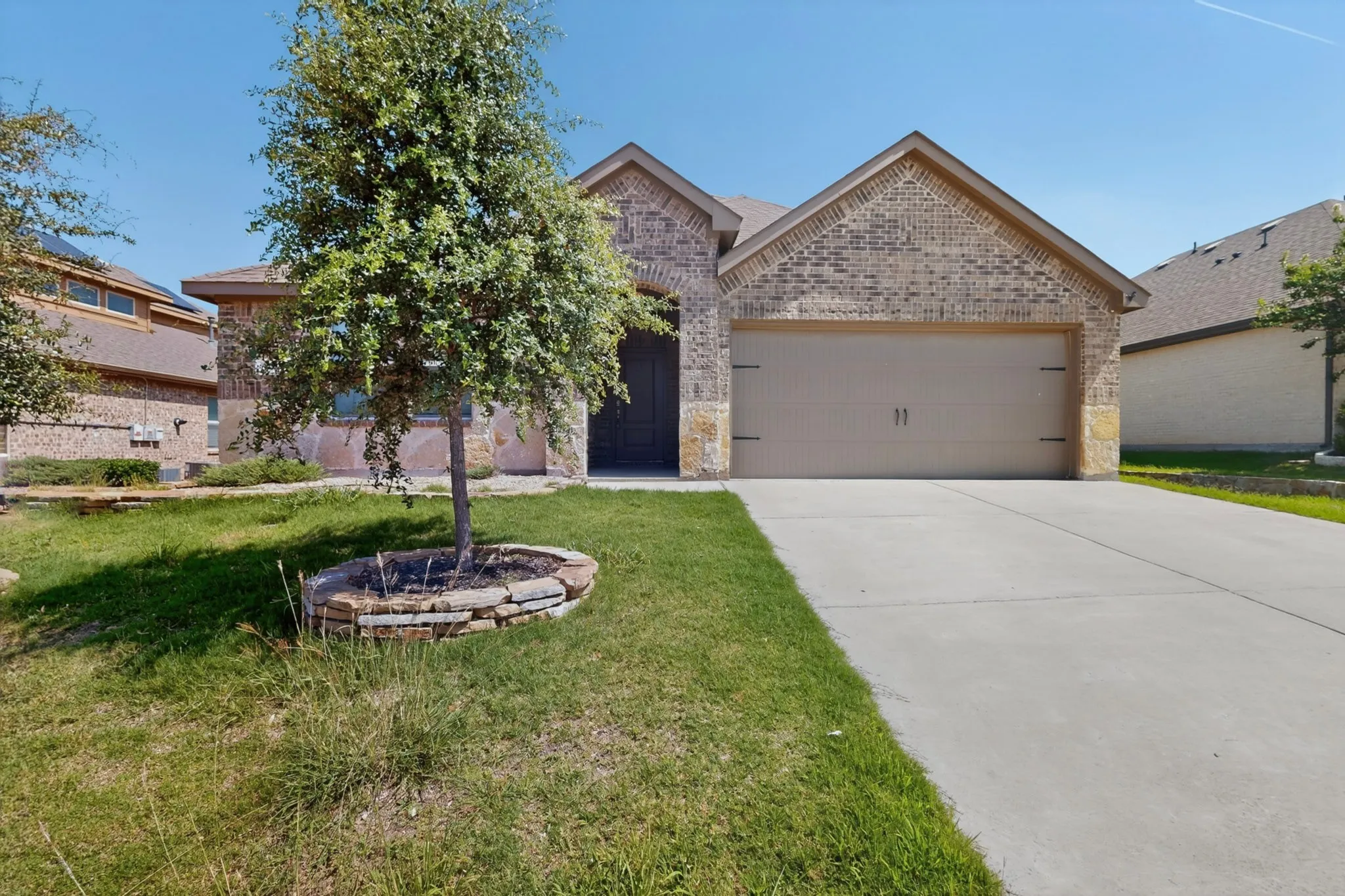 Single Family Residence For Sale in Rockwall County , 430 Forestridge Drive, Fate, Texas 75087, 4 Bedroom, 2 Bathroom, 2 Garage spaces, 2,061 Sqft, built in 2020, mls#21294196, Real Estate Agent in Fate, Homes For Sale in Rockwall county, Homes For Sale in Fate, Realtor in Fate Texas, Real Estate Brokerage Independent Realty Texas, Luminita Cordes Realtor
