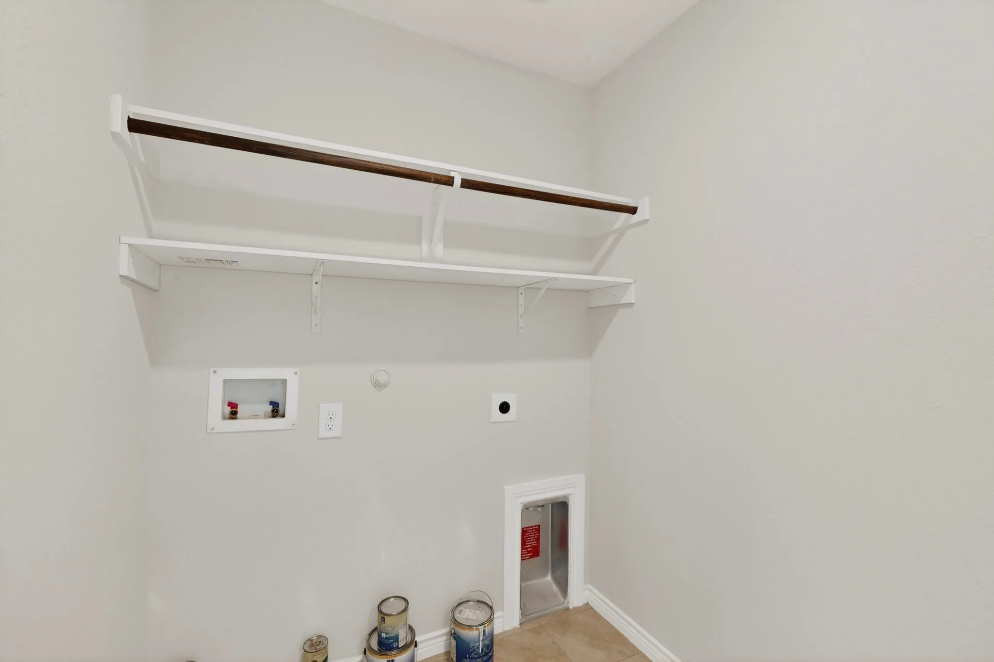 Single Family Residence For Sale in Rockwall County , 430 Forestridge Drive, Fate, Texas 75087, 4 Bedroom, 2 Bathroom, 2 Garage spaces, 2,061 Sqft, built in 2020, mls#21294196, Real Estate Agent in Fate, Homes For Sale in Rockwall county, Homes For Sale in Fate, Realtor in Fate Texas, Real Estate Brokerage Independent Realty Texas, Luminita Cordes Realtor