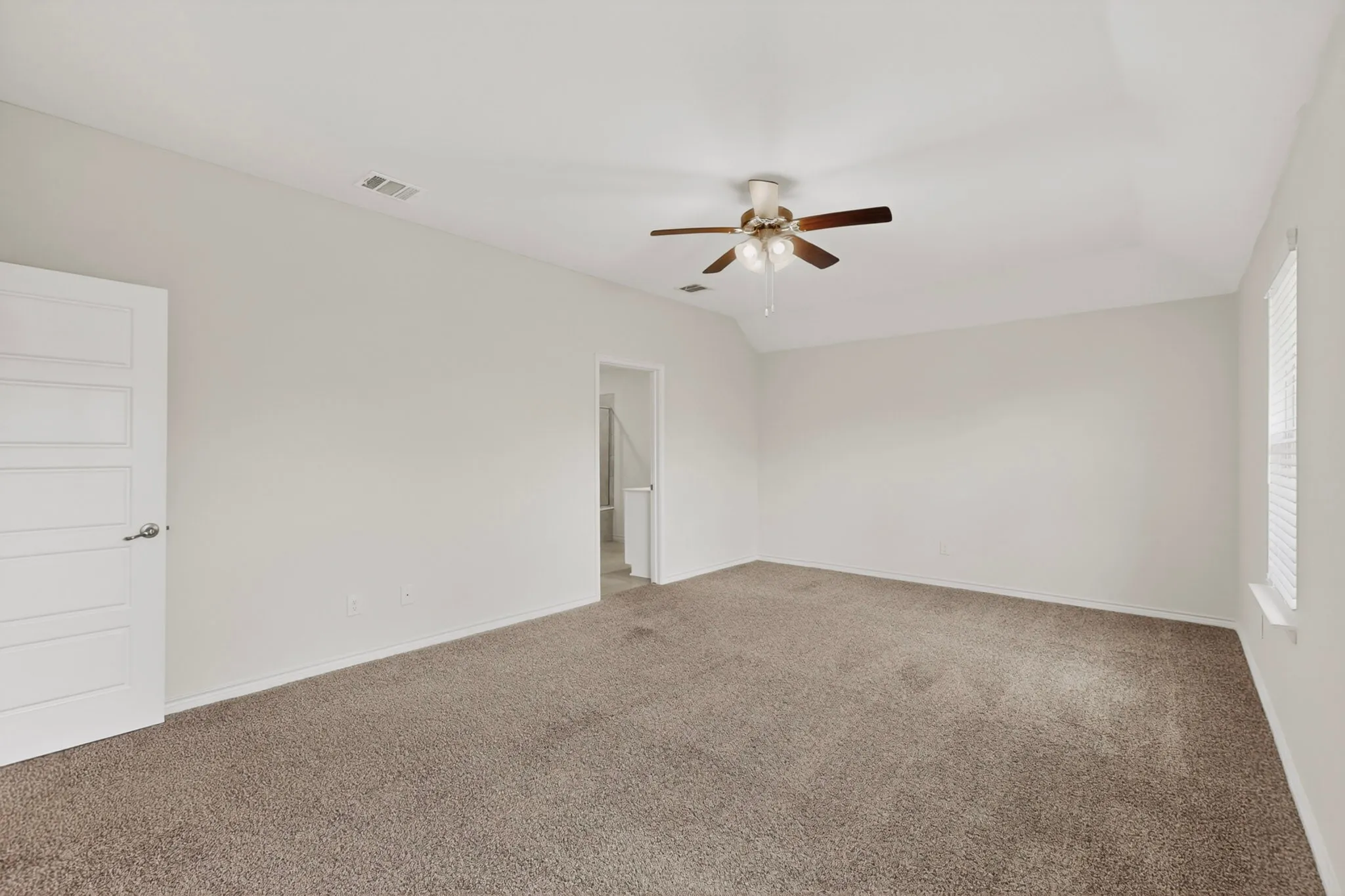Single Family Residence For Sale in Rockwall County , 430 Forestridge Drive, Fate, Texas 75087, 4 Bedroom, 2 Bathroom, 2 Garage spaces, 2,061 Sqft, built in 2020, mls#21294196, Real Estate Agent in Fate, Homes For Sale in Rockwall county, Homes For Sale in Fate, Realtor in Fate Texas, Real Estate Brokerage Independent Realty Texas, Luminita Cordes Realtor