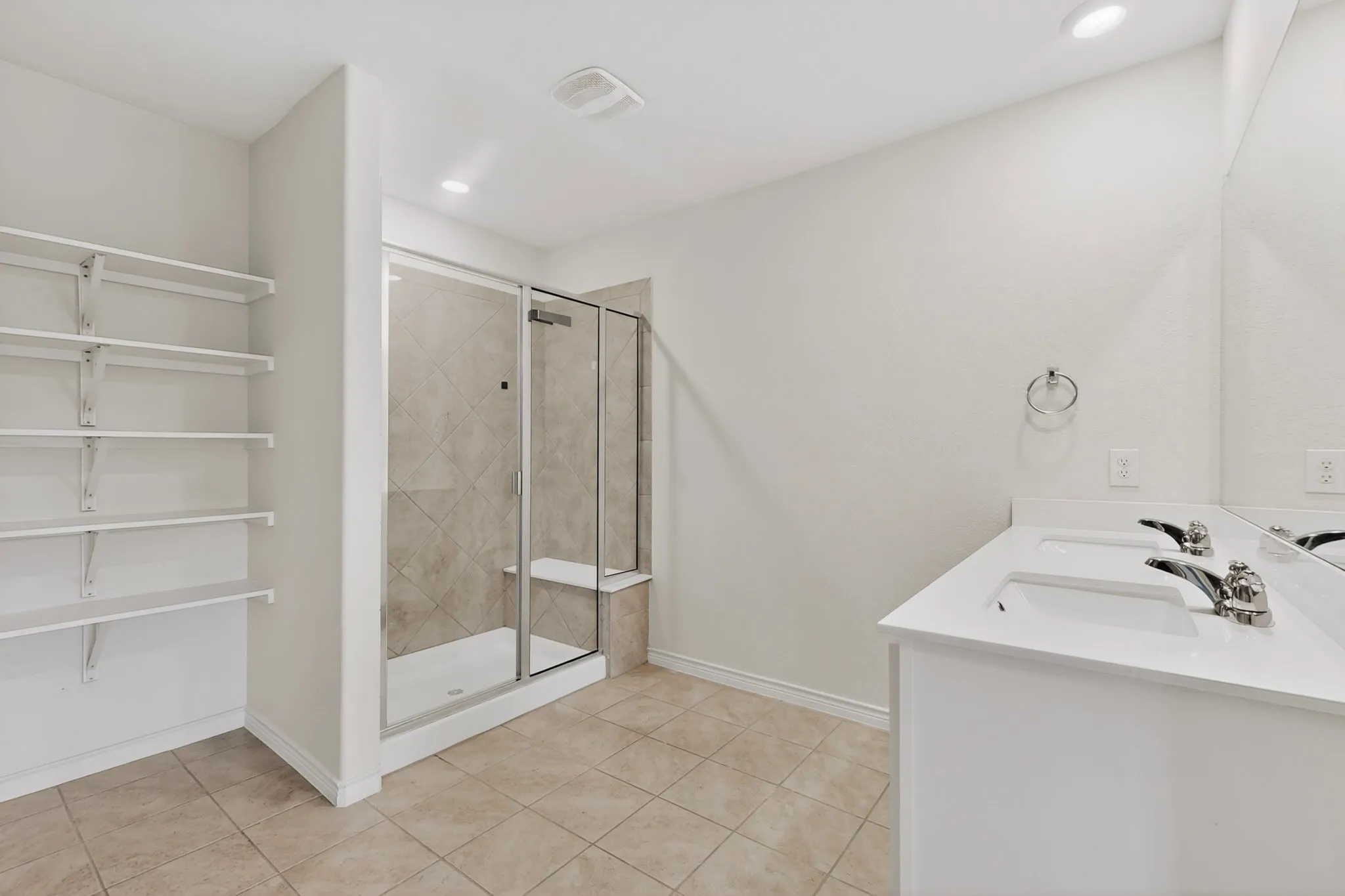 Single Family Residence For Sale in Rockwall County , 430 Forestridge Drive, Fate, Texas 75087, 4 Bedroom, 2 Bathroom, 2 Garage spaces, 2,061 Sqft, built in 2020, mls#21294196, Real Estate Agent in Fate, Homes For Sale in Rockwall county, Homes For Sale in Fate, Realtor in Fate Texas, Real Estate Brokerage Independent Realty Texas, Luminita Cordes Realtor