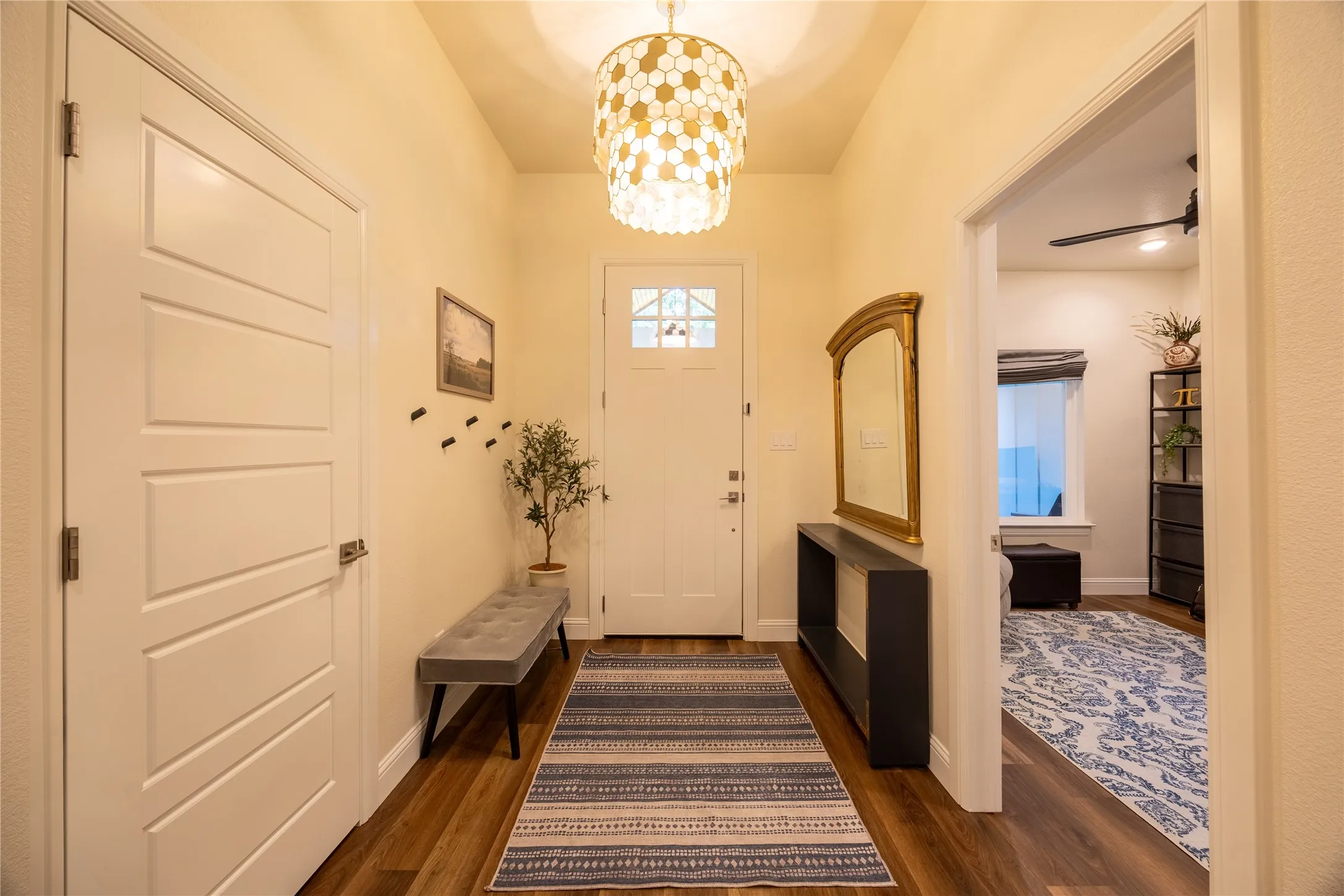 Single Family Residence For Sale in Parker County , 354 Glade Valley, Azle, Texas 76020, 4 Bedroom, 4 Bathroom, 3 Garage spaces, 2,611 Sqft, built in 2022, mls#21294326, Real Estate Agent in Azle, Homes For Sale in Parker county, Homes For Sale in Azle, Realtor in Azle Texas, Real Estate Brokerage Independent Realty Texas, Luminita Cordes Realtor