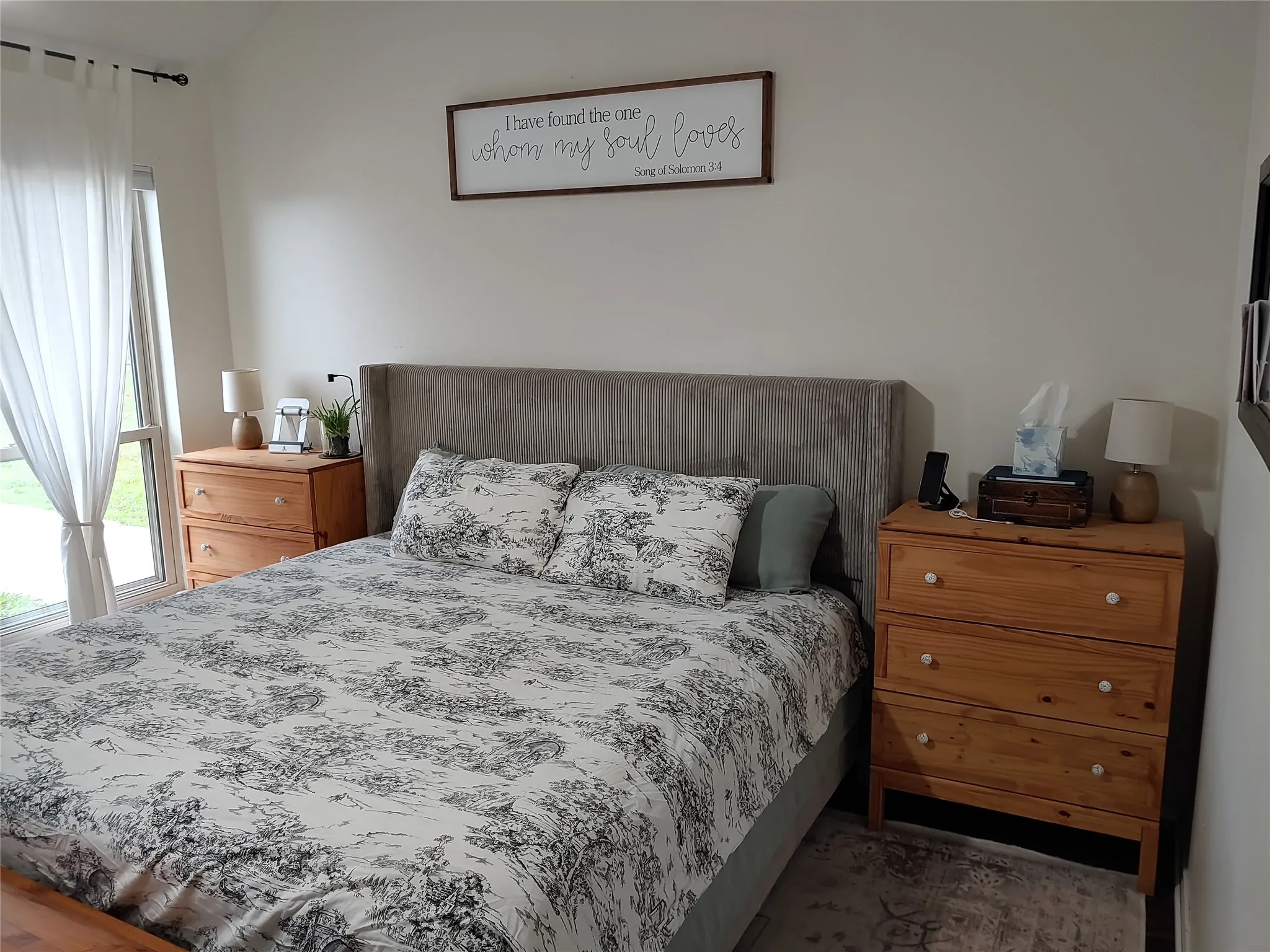 Neutral wall paint throughout