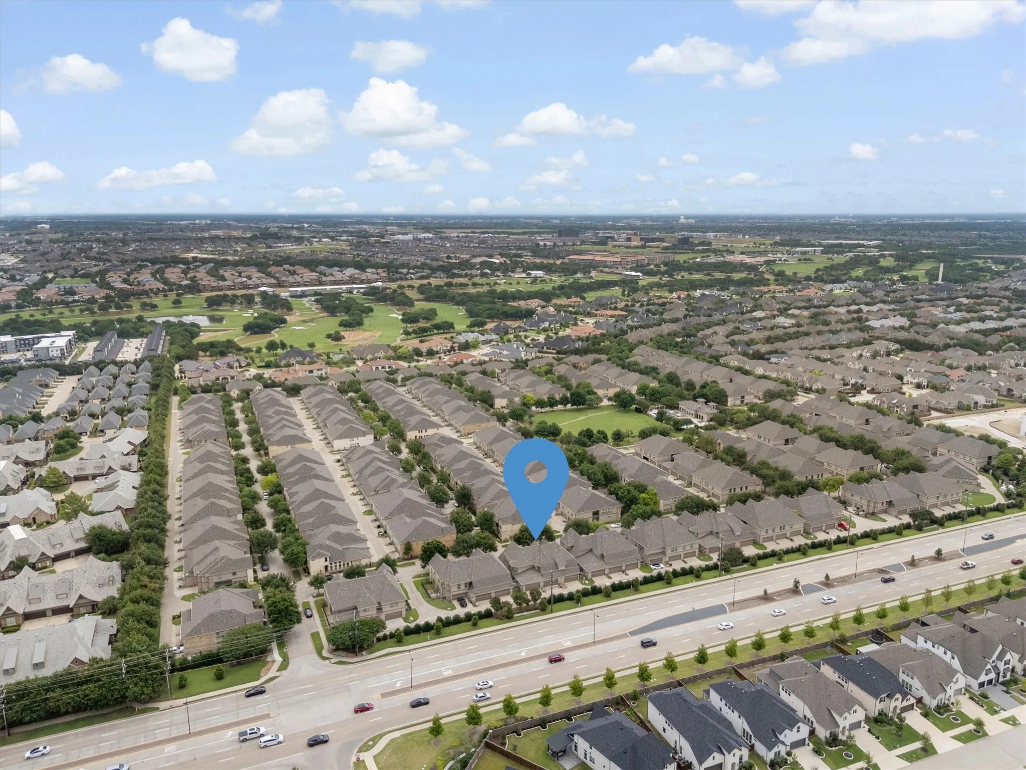 Townhouse For Sale in Collin County , 5504 Conch Train Road, Mc Kinney, Texas 75070, 2 Bedroom, 3 Bathroom, 2 Garage spaces, 1,688 Sqft, built in 2006, Price $339,999, mls#21294375, Real Estate Agent in Mc Kinney, Homes For Sale in Collin county, Homes For Sale in Mc Kinney, Realtor in Mc Kinney Texas, Real Estate Brokerage Independent Realty Texas, Luminita Cordes Realtor