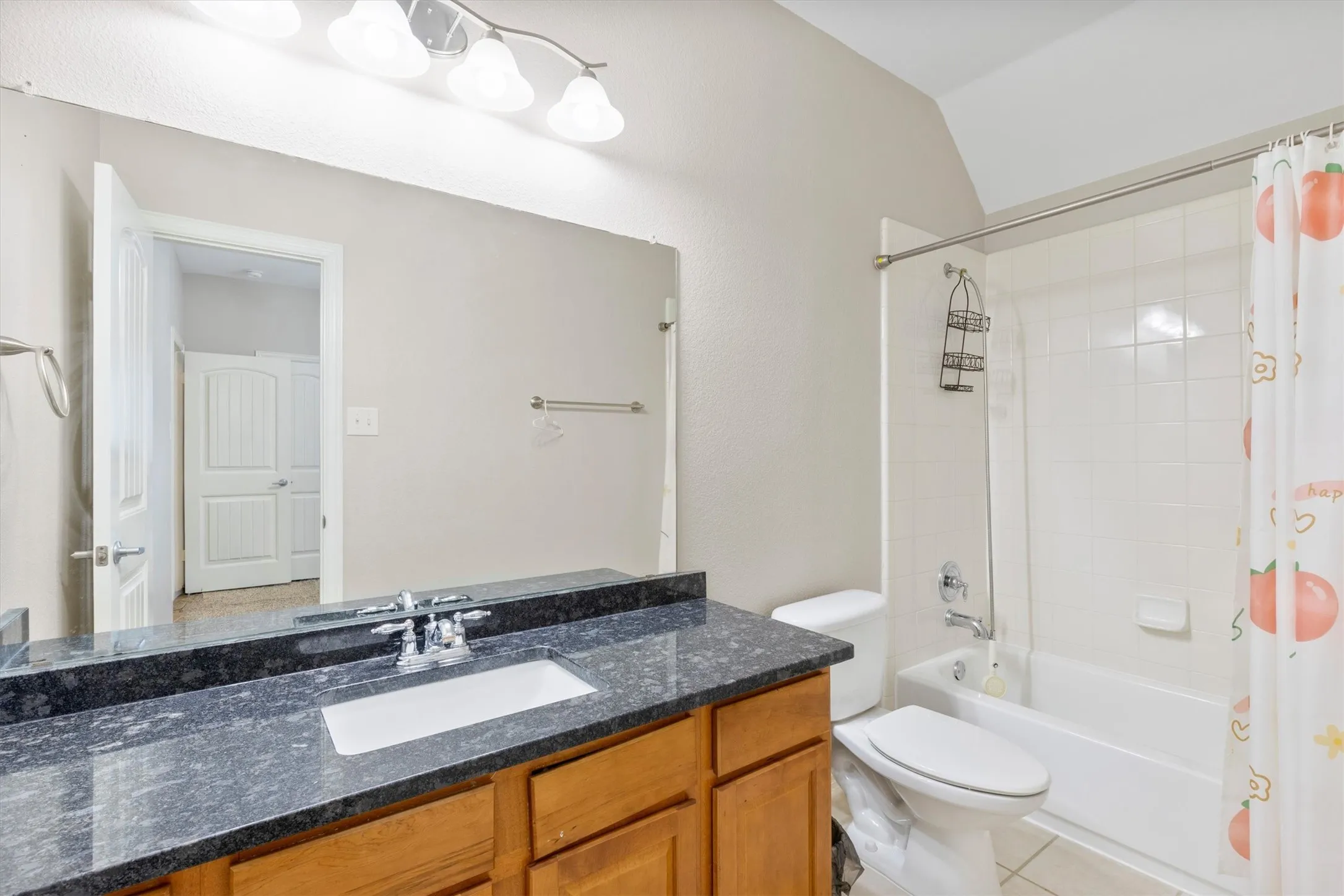 Townhouse For Sale in Collin County , 5504 Conch Train Road, Mc Kinney, Texas 75070, 2 Bedroom, 3 Bathroom, 2 Garage spaces, 1,688 Sqft, built in 2006, Price $339,999, mls#21294375, Real Estate Agent in Mc Kinney, Homes For Sale in Collin county, Homes For Sale in Mc Kinney, Realtor in Mc Kinney Texas, Real Estate Brokerage Independent Realty Texas, Luminita Cordes Realtor