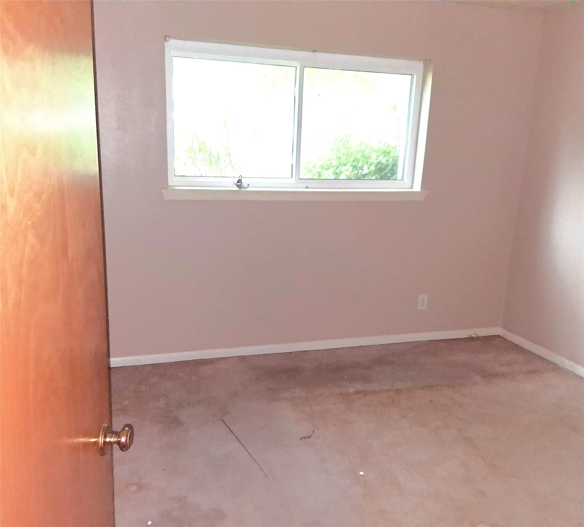Single Family Residence For Sale in Bowie County , 901 Bluebird Lane, Wake Village, Texas 75501, 3 Bedroom, 2 Bathroom, 2 Garage spaces, 1,974 Sqft, built in 1960, mls#21293562, Real Estate Agent in Wake Village, Homes For Sale in Bowie county, Homes For Sale in Wake Village, Realtor in Wake Village Texas, Real Estate Brokerage Independent Realty Texas, Luminita Cordes Realtor