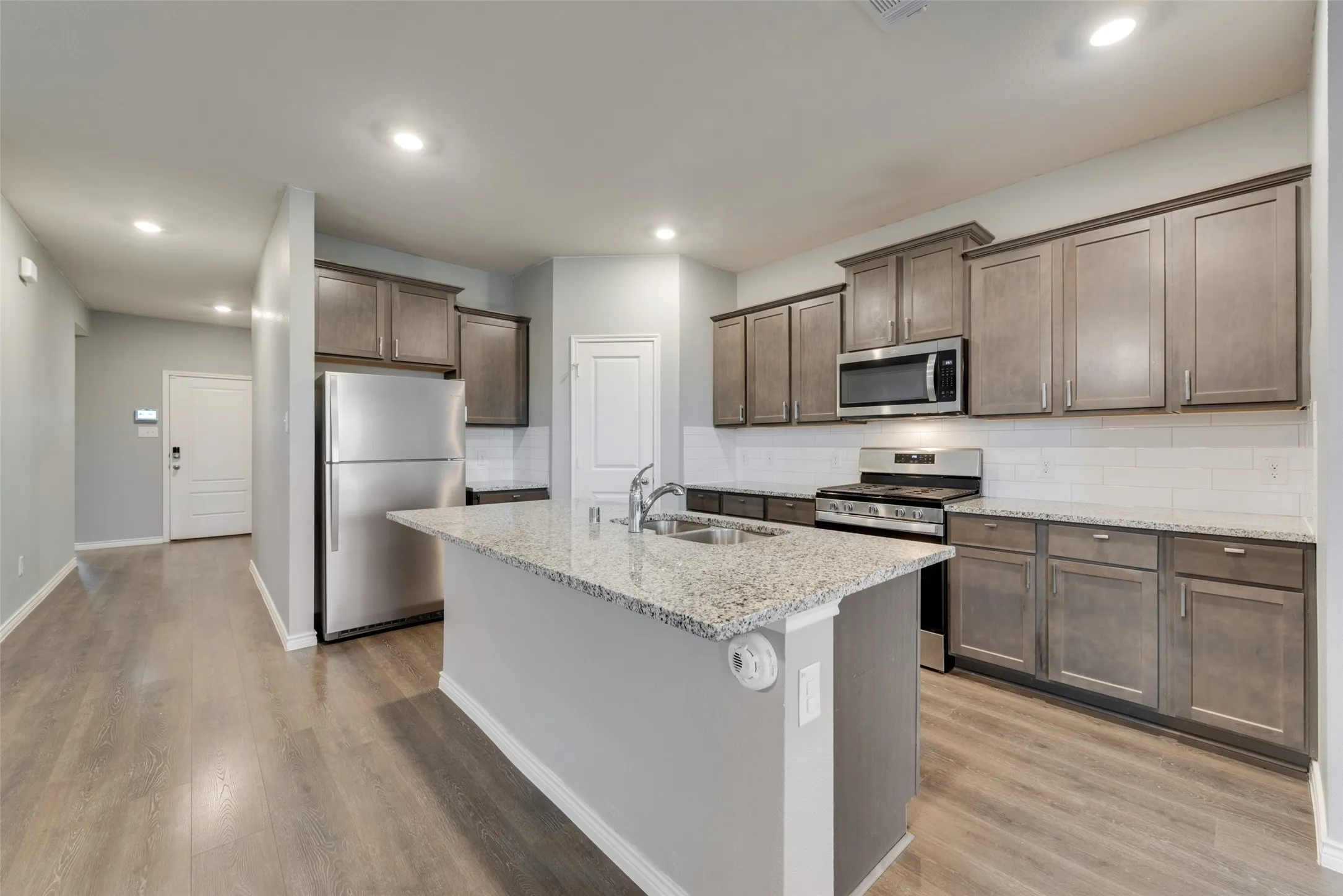 Single Family Residence For Rent in Collin County , 1501 Hidden Bluff Crossing, Princeton, Texas 75407, 4 Bedroom, 2 Bathroom, 2 Garage spaces, 1,794 Sqft, built in 2022, mls#21292960, Real Estate Agent in Princeton, Homes For Rent in Collin county, Homes For Rent in Princeton, Realtor in Princeton Texas, Real Estate Brokerage Independent Realty Texas, Luminita Cordes Realtor