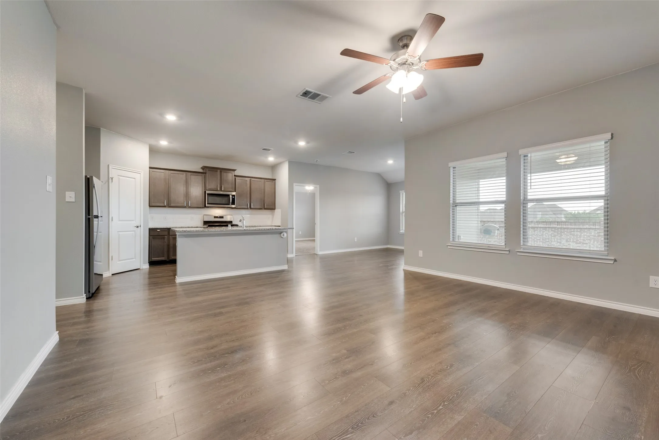 Single Family Residence For Rent in Collin County , 1501 Hidden Bluff Crossing, Princeton, Texas 75407, 4 Bedroom, 2 Bathroom, 2 Garage spaces, 1,794 Sqft, built in 2022, mls#21292960, Real Estate Agent in Princeton, Homes For Rent in Collin county, Homes For Rent in Princeton, Realtor in Princeton Texas, Real Estate Brokerage Independent Realty Texas, Luminita Cordes Realtor