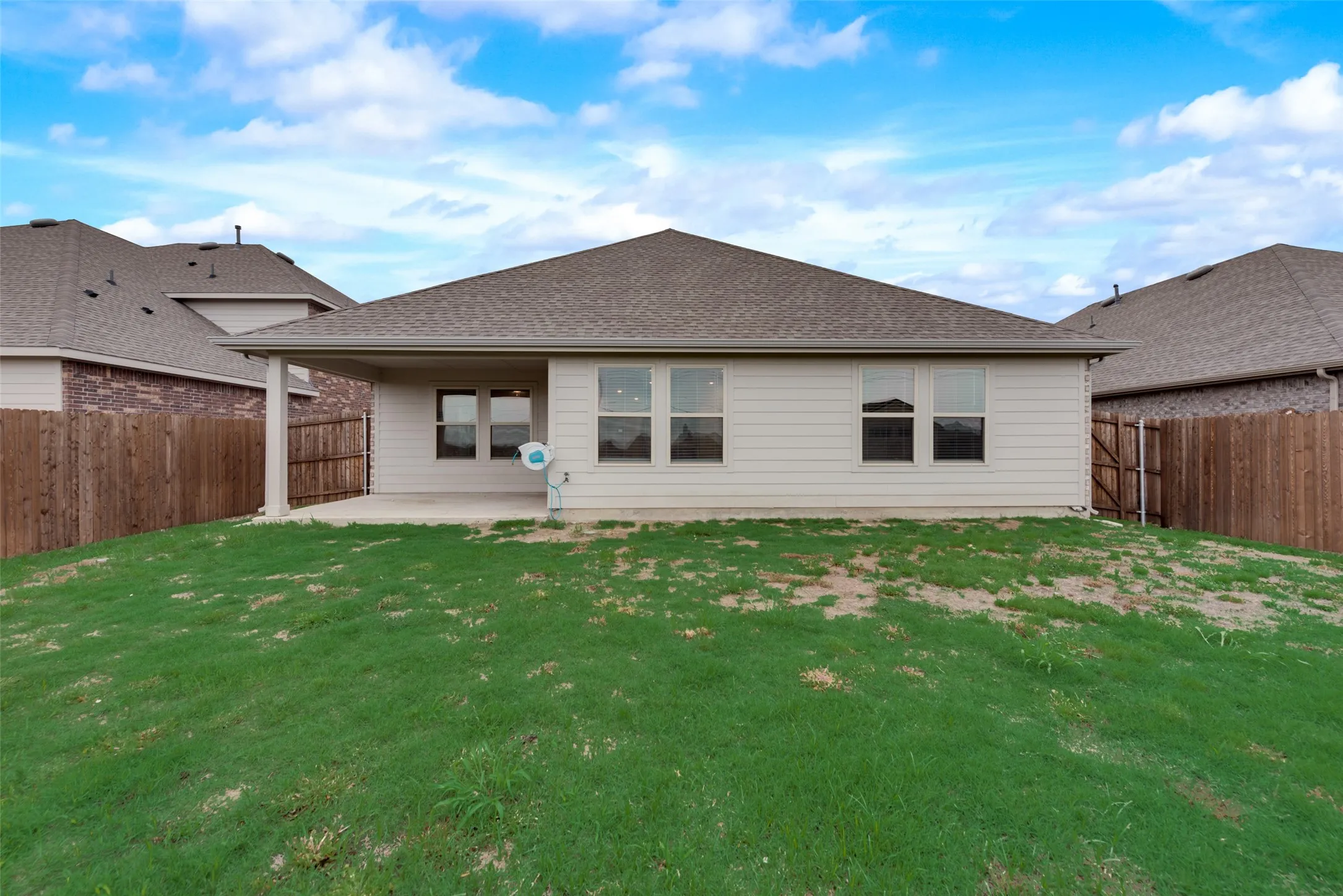 Single Family Residence For Rent in Collin County , 1501 Hidden Bluff Crossing, Princeton, Texas 75407, 4 Bedroom, 2 Bathroom, 2 Garage spaces, 1,794 Sqft, built in 2022, mls#21292960, Real Estate Agent in Princeton, Homes For Rent in Collin county, Homes For Rent in Princeton, Realtor in Princeton Texas, Real Estate Brokerage Independent Realty Texas, Luminita Cordes Realtor
