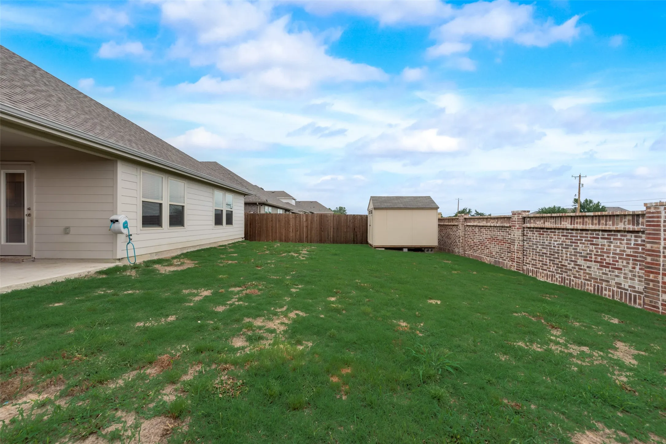 Single Family Residence For Rent in Collin County , 1501 Hidden Bluff Crossing, Princeton, Texas 75407, 4 Bedroom, 2 Bathroom, 2 Garage spaces, 1,794 Sqft, built in 2022, mls#21292960, Real Estate Agent in Princeton, Homes For Rent in Collin county, Homes For Rent in Princeton, Realtor in Princeton Texas, Real Estate Brokerage Independent Realty Texas, Luminita Cordes Realtor