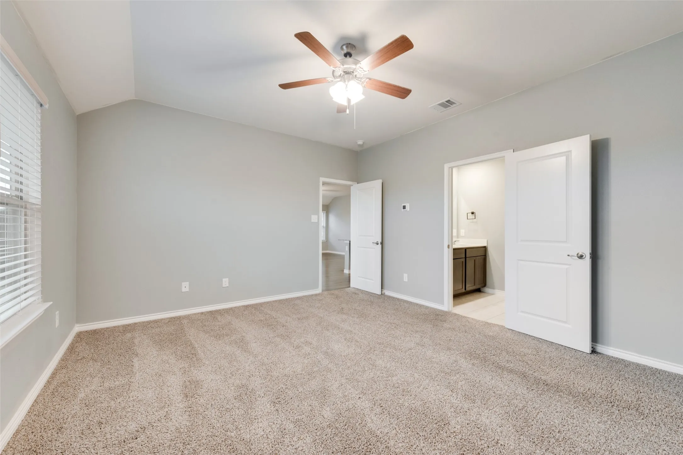Single Family Residence For Rent in Collin County , 1501 Hidden Bluff Crossing, Princeton, Texas 75407, 4 Bedroom, 2 Bathroom, 2 Garage spaces, 1,794 Sqft, built in 2022, mls#21292960, Real Estate Agent in Princeton, Homes For Rent in Collin county, Homes For Rent in Princeton, Realtor in Princeton Texas, Real Estate Brokerage Independent Realty Texas, Luminita Cordes Realtor