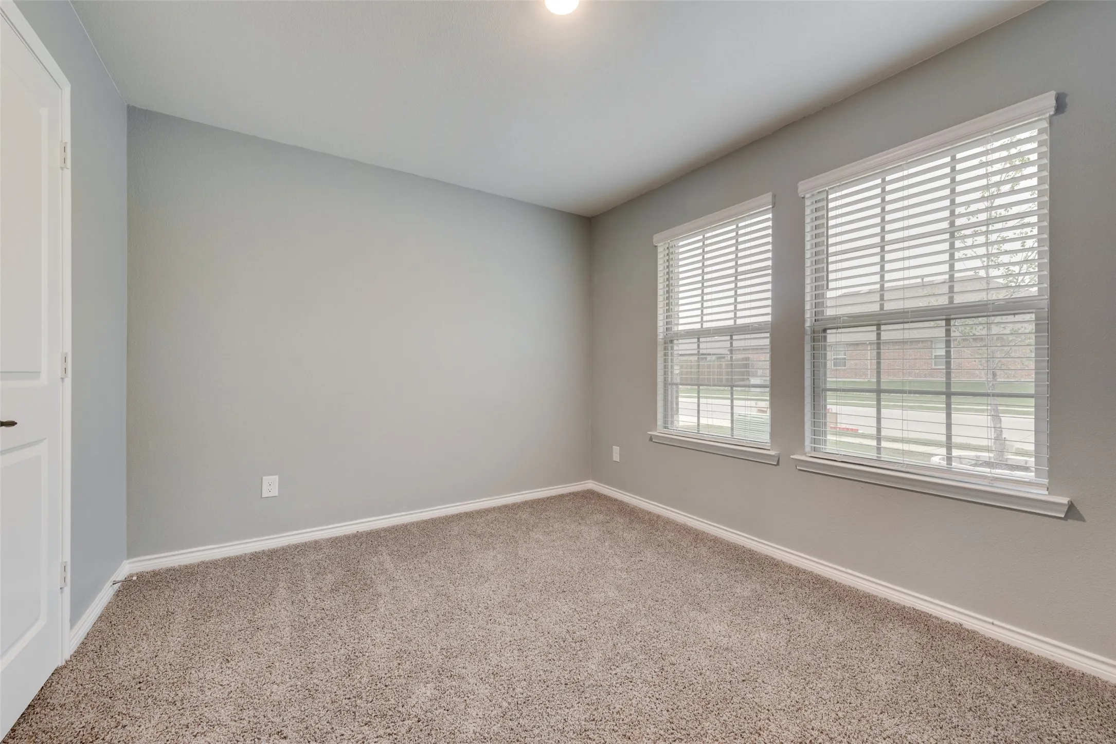 Single Family Residence For Rent in Collin County , 1501 Hidden Bluff Crossing, Princeton, Texas 75407, 4 Bedroom, 2 Bathroom, 2 Garage spaces, 1,794 Sqft, built in 2022, mls#21292960, Real Estate Agent in Princeton, Homes For Rent in Collin county, Homes For Rent in Princeton, Realtor in Princeton Texas, Real Estate Brokerage Independent Realty Texas, Luminita Cordes Realtor
