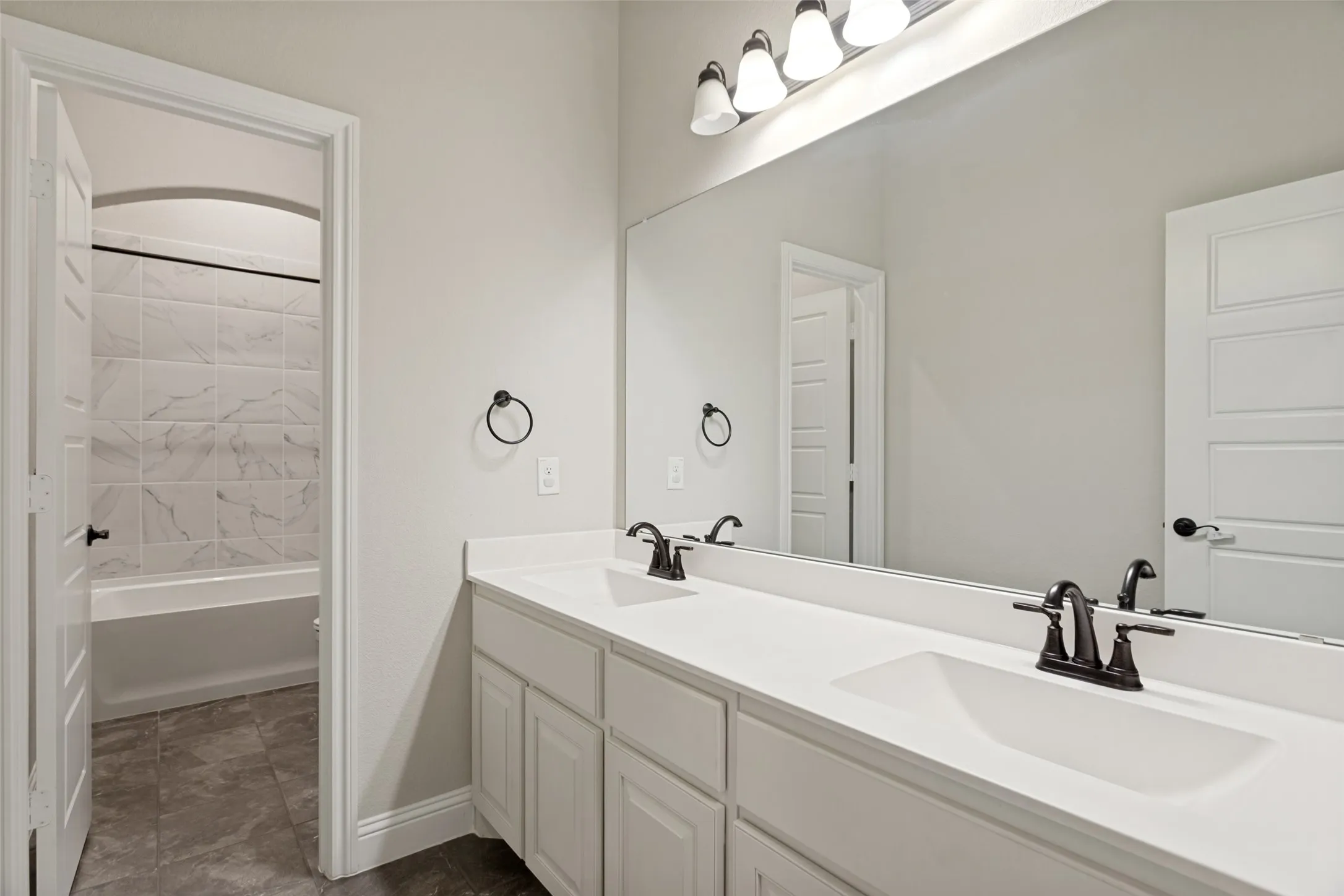 Single Family Residence For Sale in Johnson County , 12701 Whispering Wind Drive, Godley, Texas 76044, 4 Bedroom, 3 Bathroom, 2 Garage spaces, 2,873 Sqft, built in 2023, mls#21293842, Real Estate Agent in Godley, Homes For Sale in Johnson county, Homes For Sale in Godley, Realtor in Godley Texas, Real Estate Brokerage Independent Realty Texas, Luminita Cordes Realtor