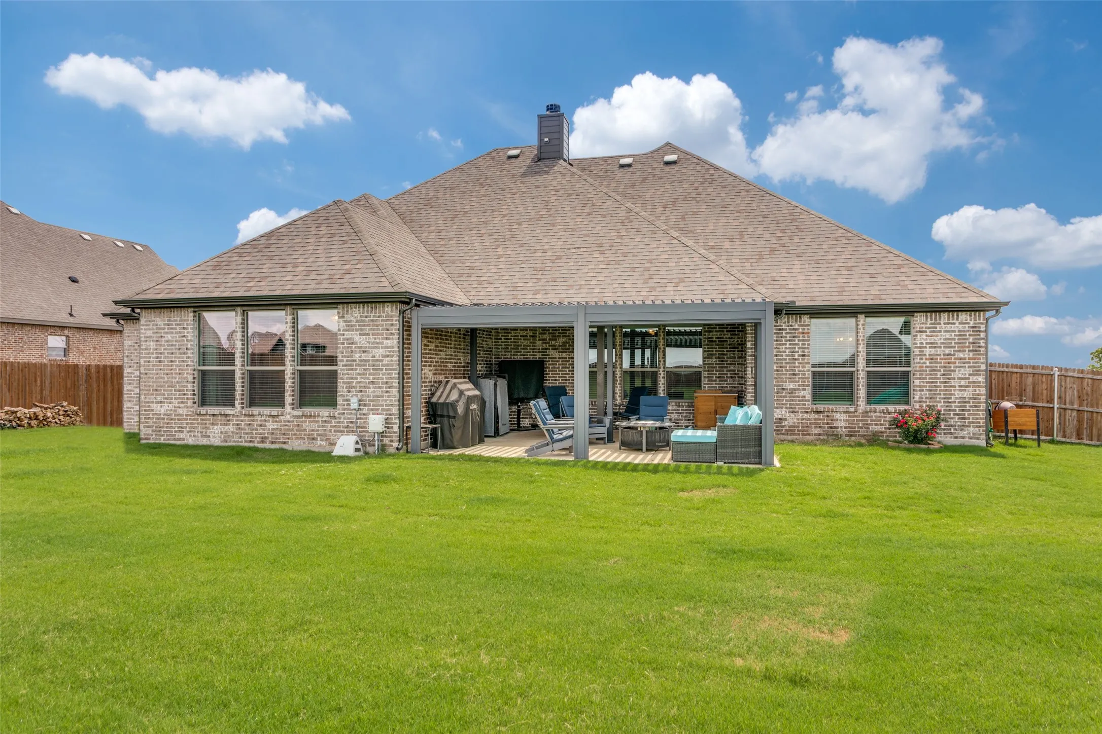 Single Family Residence For Sale in Johnson County , 12701 Whispering Wind Drive, Godley, Texas 76044, 4 Bedroom, 3 Bathroom, 2 Garage spaces, 2,873 Sqft, built in 2023, mls#21293842, Real Estate Agent in Godley, Homes For Sale in Johnson county, Homes For Sale in Godley, Realtor in Godley Texas, Real Estate Brokerage Independent Realty Texas, Luminita Cordes Realtor