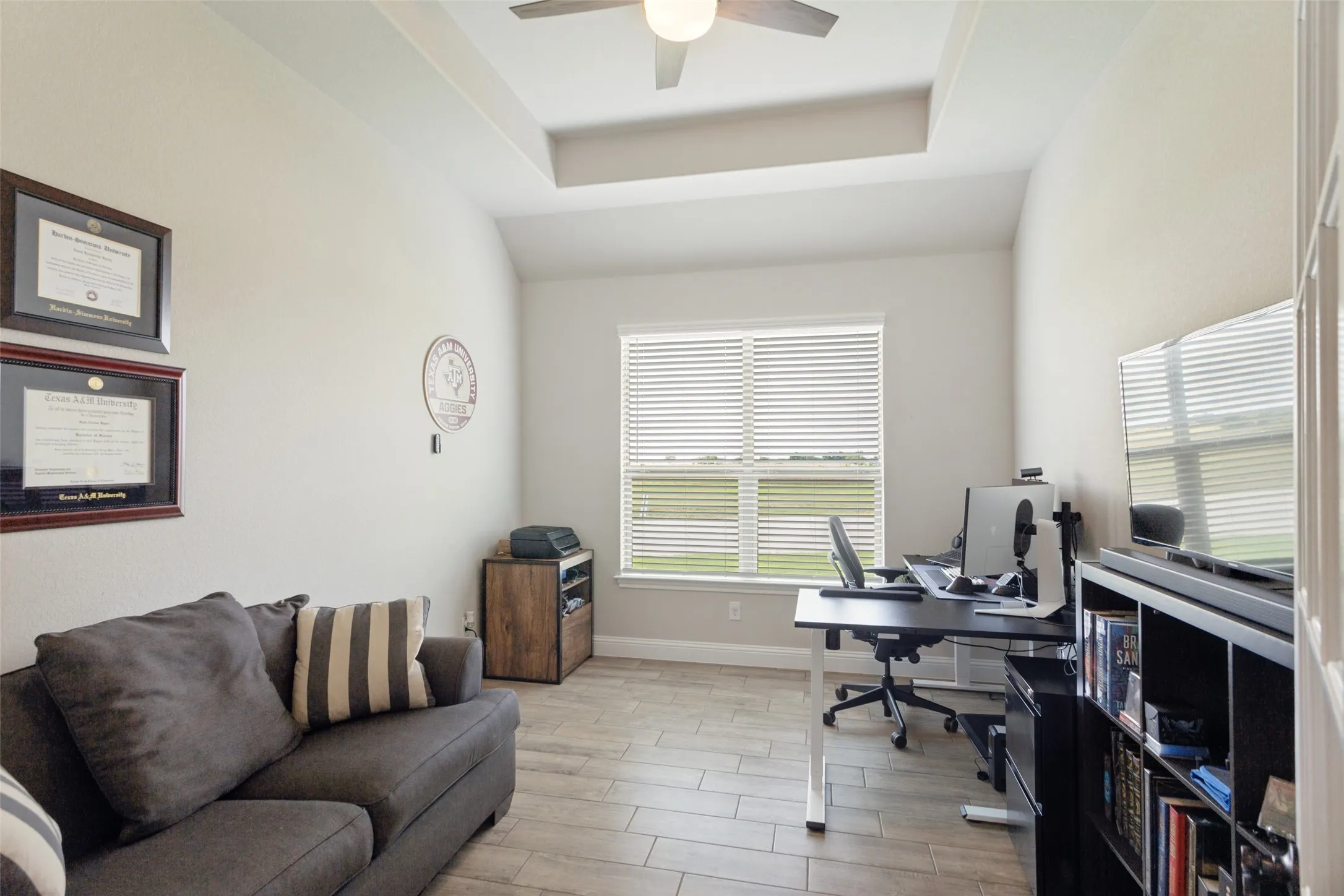 Single Family Residence For Sale in Johnson County , 12701 Whispering Wind Drive, Godley, Texas 76044, 4 Bedroom, 3 Bathroom, 2 Garage spaces, 2,873 Sqft, built in 2023, mls#21293842, Real Estate Agent in Godley, Homes For Sale in Johnson county, Homes For Sale in Godley, Realtor in Godley Texas, Real Estate Brokerage Independent Realty Texas, Luminita Cordes Realtor