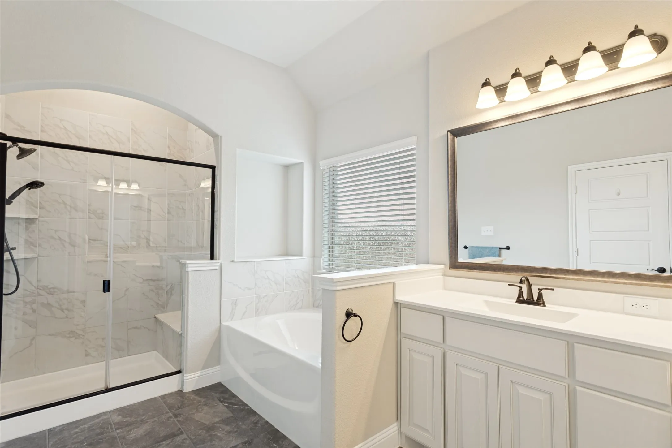 Single Family Residence For Sale in Johnson County , 12701 Whispering Wind Drive, Godley, Texas 76044, 4 Bedroom, 3 Bathroom, 2 Garage spaces, 2,873 Sqft, built in 2023, mls#21293842, Real Estate Agent in Godley, Homes For Sale in Johnson county, Homes For Sale in Godley, Realtor in Godley Texas, Real Estate Brokerage Independent Realty Texas, Luminita Cordes Realtor