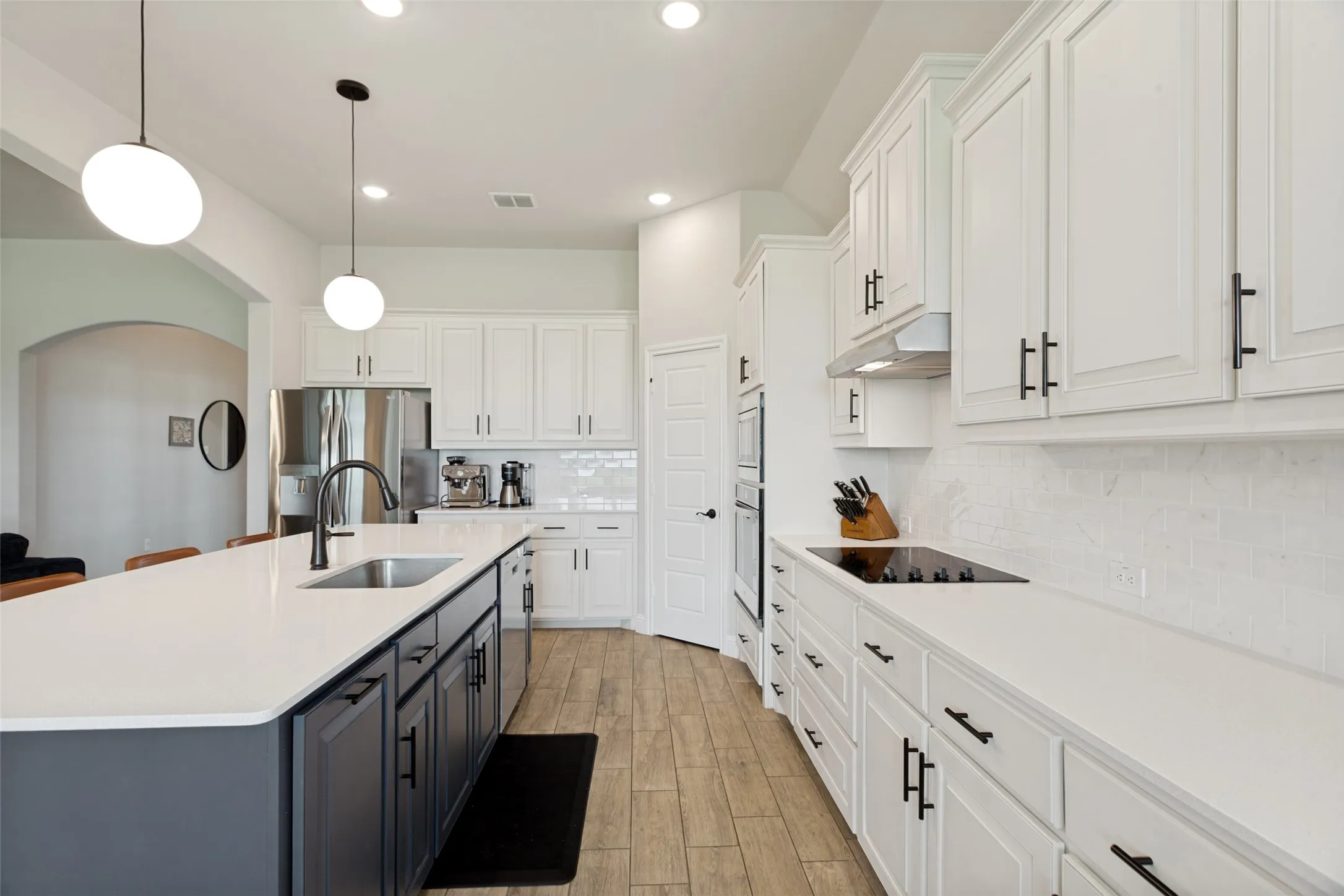 Single Family Residence For Sale in Johnson County , 12701 Whispering Wind Drive, Godley, Texas 76044, 4 Bedroom, 3 Bathroom, 2 Garage spaces, 2,873 Sqft, built in 2023, mls#21293842, Real Estate Agent in Godley, Homes For Sale in Johnson county, Homes For Sale in Godley, Realtor in Godley Texas, Real Estate Brokerage Independent Realty Texas, Luminita Cordes Realtor