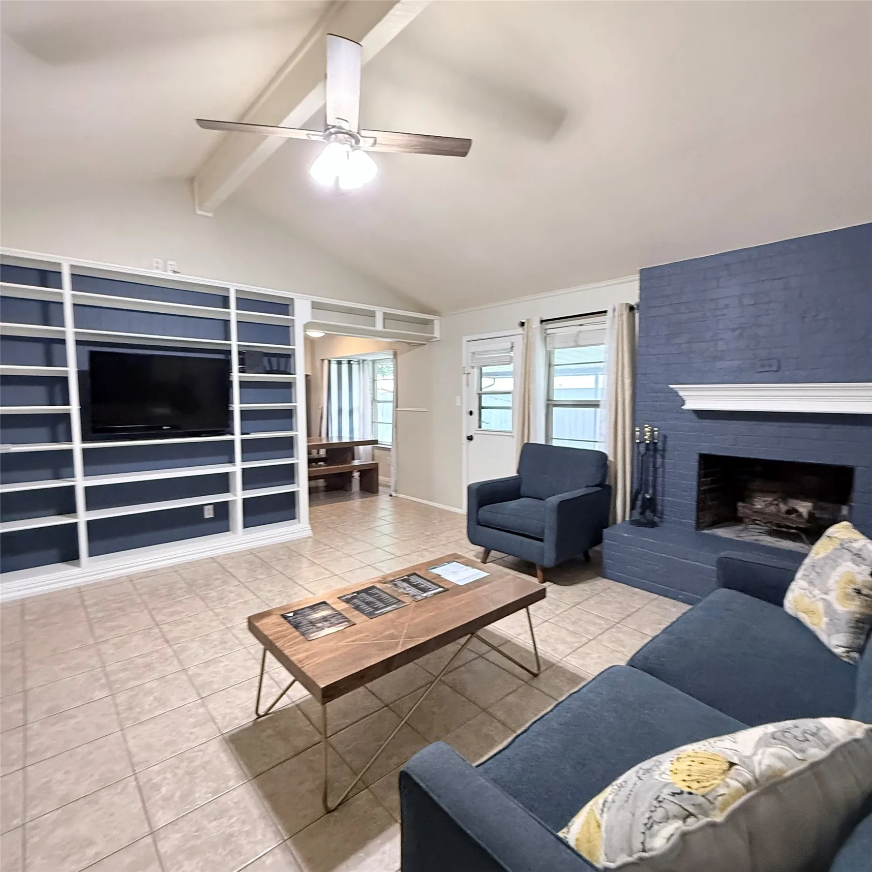 Single Family Residence For Sale in Tarrant County , 6425 Old Mill Circle, Watauga, Texas 76148, 3 Bedroom, 2 Bathroom, Garage spaces, 1,718 Sqft, built in 1982, mls#21294270, Real Estate Agent in Watauga, Homes For Sale in Tarrant county, Homes For Sale in Watauga, Realtor in Watauga Texas, Real Estate Brokerage Independent Realty Texas, Luminita Cordes Realtor