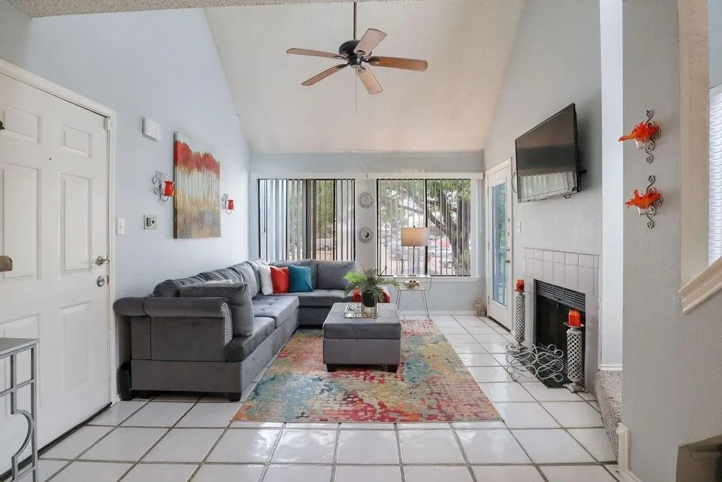 Vaulted ceiling