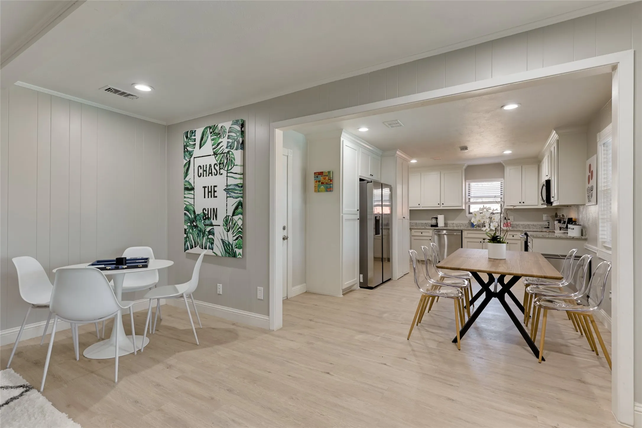Single Family Residence For Rent in Collin County , 804 Ridgefield Drive, Plano, Texas 75075, 5 Bedroom, 2 Bathroom, 2 Garage spaces, 1,971 Sqft, built in 1963, mls#21294381, Real Estate Agent in Plano, Homes For Rent in Collin county, Homes For Rent in Plano, Realtor in Plano Texas, Real Estate Brokerage Independent Realty Texas, Luminita Cordes Realtor