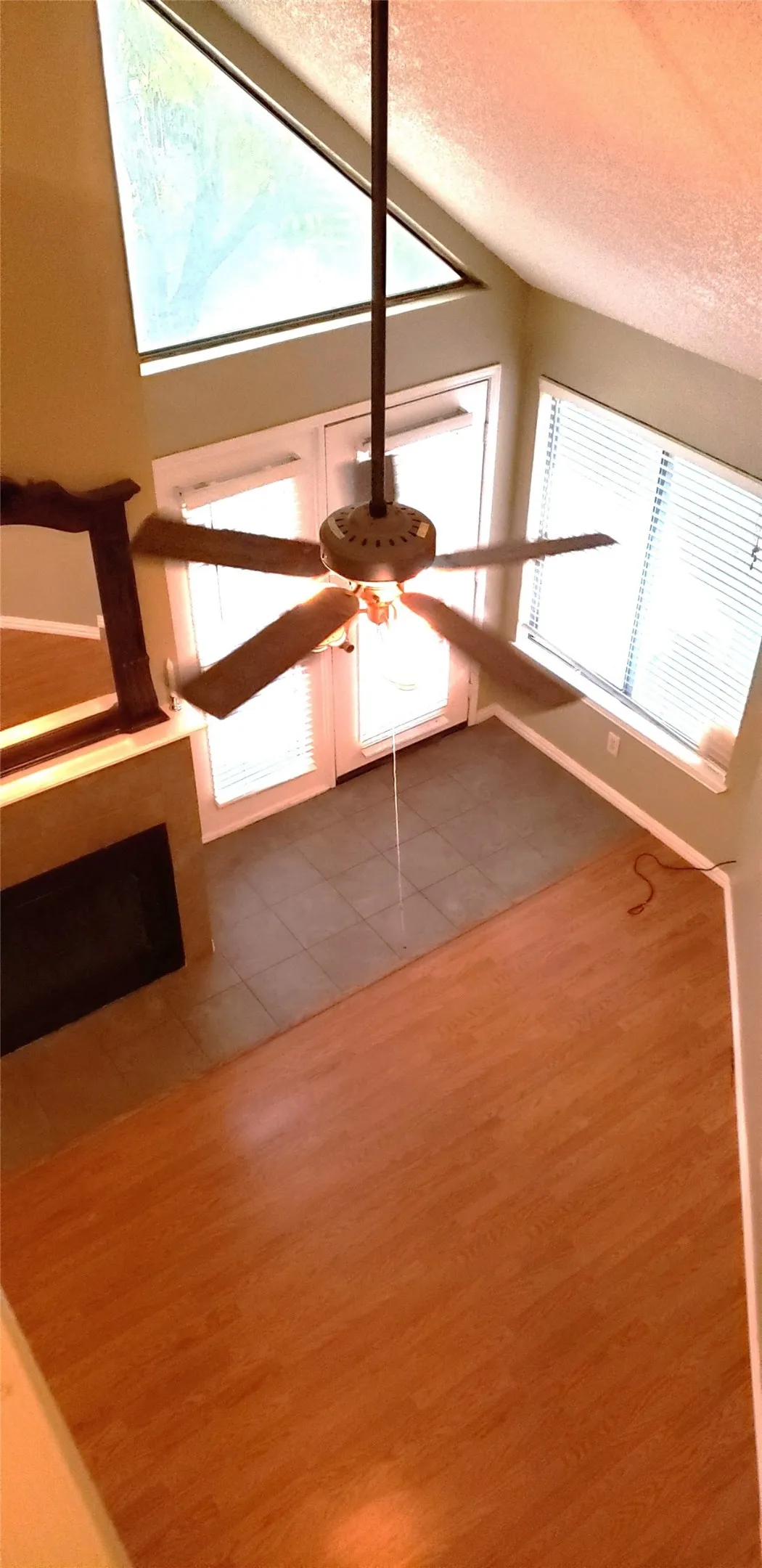 Condominium For Rent in Tarrant County , 2311 Basil Drive C207, Arlington, Texas 76006, 2 Bedroom, 2 Bathroom, Garage spaces, 1,031 Sqft, built in 1981, mls#21294400, Real Estate Agent in Arlington, Homes For Rent in Tarrant county, Homes For Rent in Arlington, Realtor in Arlington Texas, Real Estate Brokerage Independent Realty Texas, Luminita Cordes Realtor
