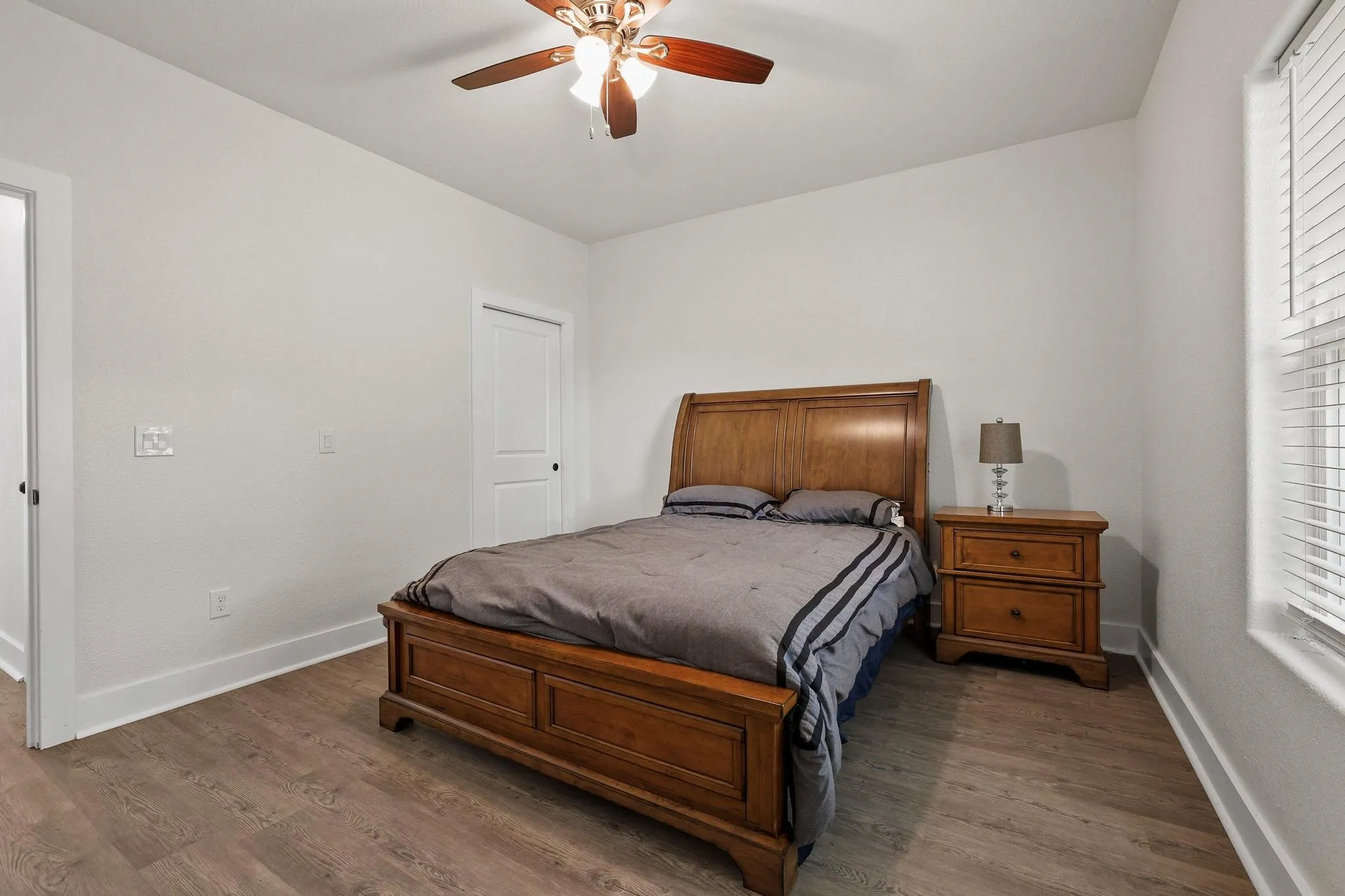 Single Family Residence For Sale in Grayson County , 1834 S Park Avenue, Denison, Texas 75020, 3 Bedroom, 2 Bathroom, 2 Garage spaces, 1,972 Sqft, built in 2021, mls#21287886, Real Estate Agent in Denison, Homes For Sale in Grayson county, Homes For Sale in Denison, Realtor in Denison Texas, Real Estate Brokerage Independent Realty Texas, Luminita Cordes Realtor
