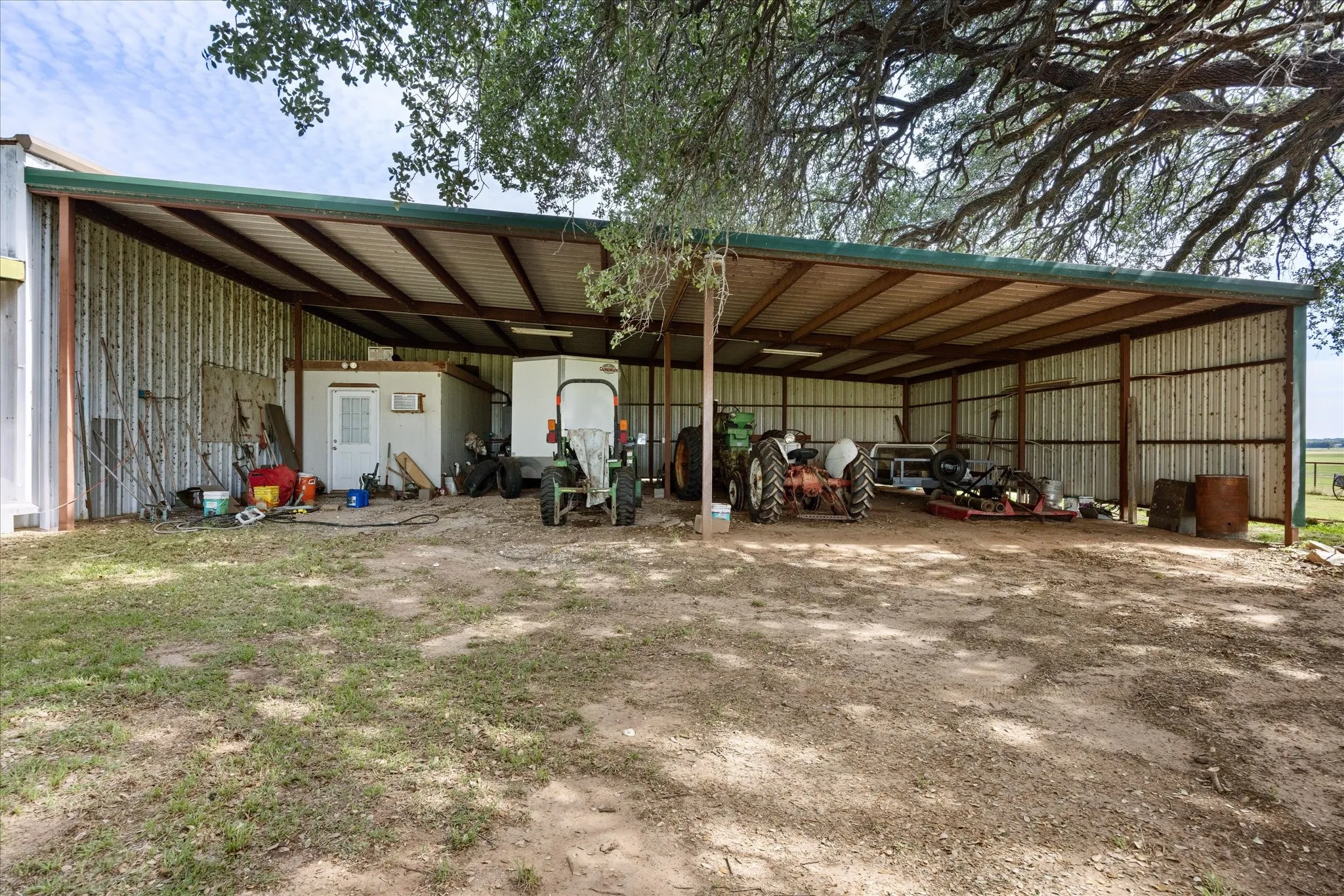 Improved Land For Sale in Hood County , 1810 Charlie Court, Granbury, Texas 76049, 0, 0, Garage spaces, 0 Sqft, built in 1985, Price $4,986,950, mls#21293972, Real Estate Agent in Granbury, Homes For Sale in Hood county, Homes For Sale in Granbury, Realtor in Granbury Texas, Real Estate Brokerage Independent Realty Texas, Luminita Cordes Realtor