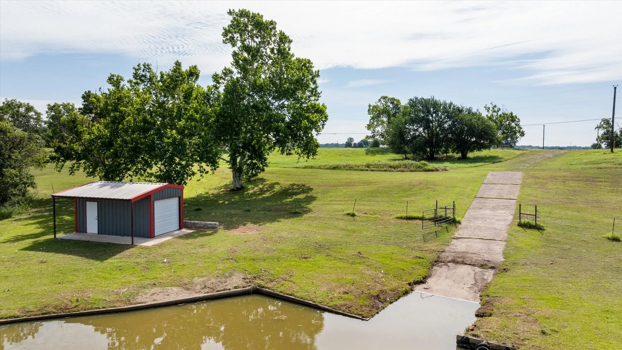 Improved Land For Sale in Hood County , 1810 Charlie Court, Granbury, Texas 76049, 0, 0, Garage spaces, 0 Sqft, built in 1985, Price $4,986,950, mls#21293972, Real Estate Agent in Granbury, Homes For Sale in Hood county, Homes For Sale in Granbury, Realtor in Granbury Texas, Real Estate Brokerage Independent Realty Texas, Luminita Cordes Realtor