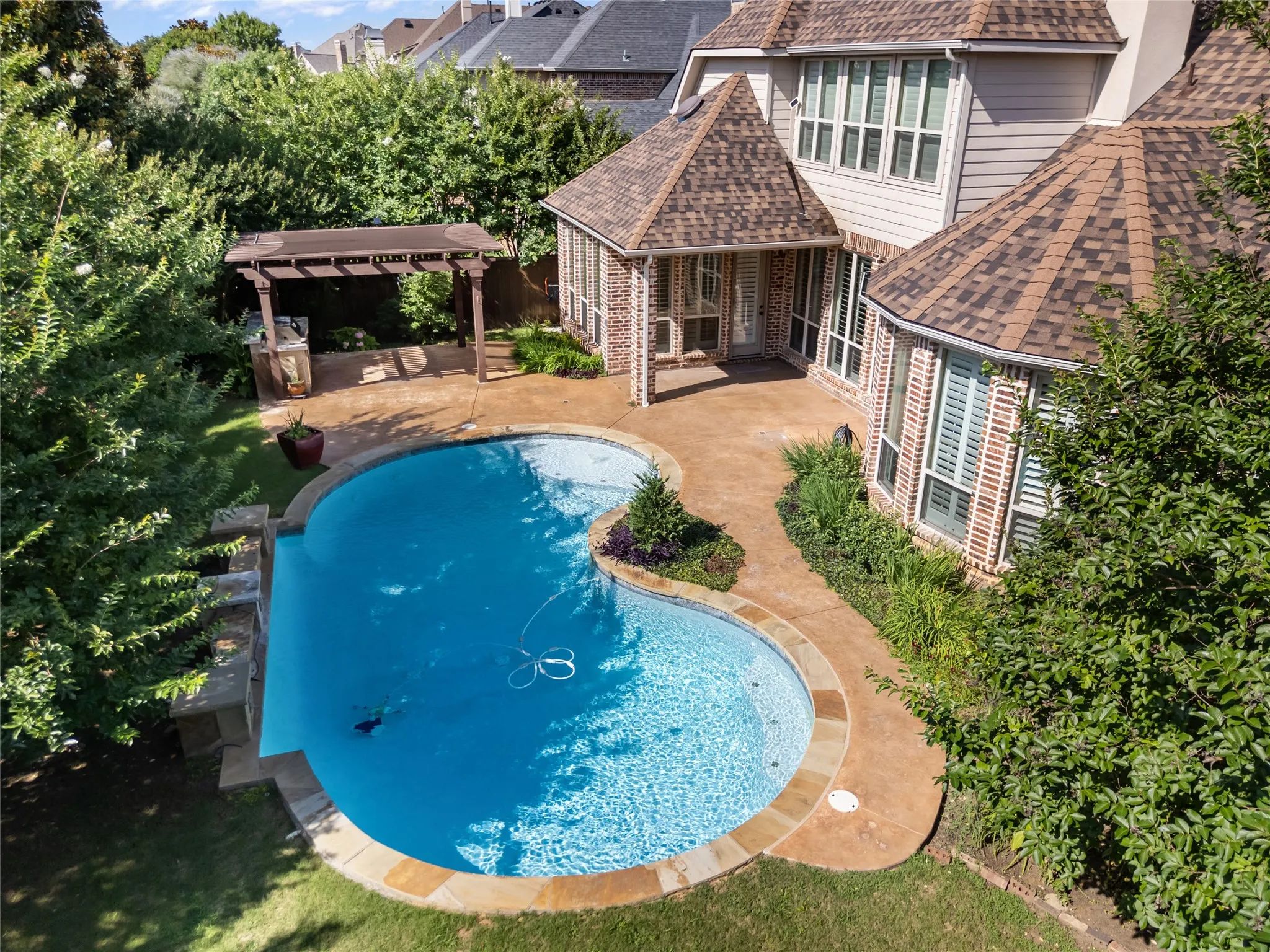 Single Family Residence For Sale in Denton County , 8491 Canyon Crossing, Lantana, Texas 76226, 5 Bedroom, 5 Bathroom, 3 Garage spaces, 4,076 Sqft, built in 2007, mls#21294408, Real Estate Agent in Lantana, Homes For Sale in Denton county, Homes For Sale in Lantana, Realtor in Lantana Texas, Real Estate Brokerage Independent Realty Texas, Luminita Cordes Realtor