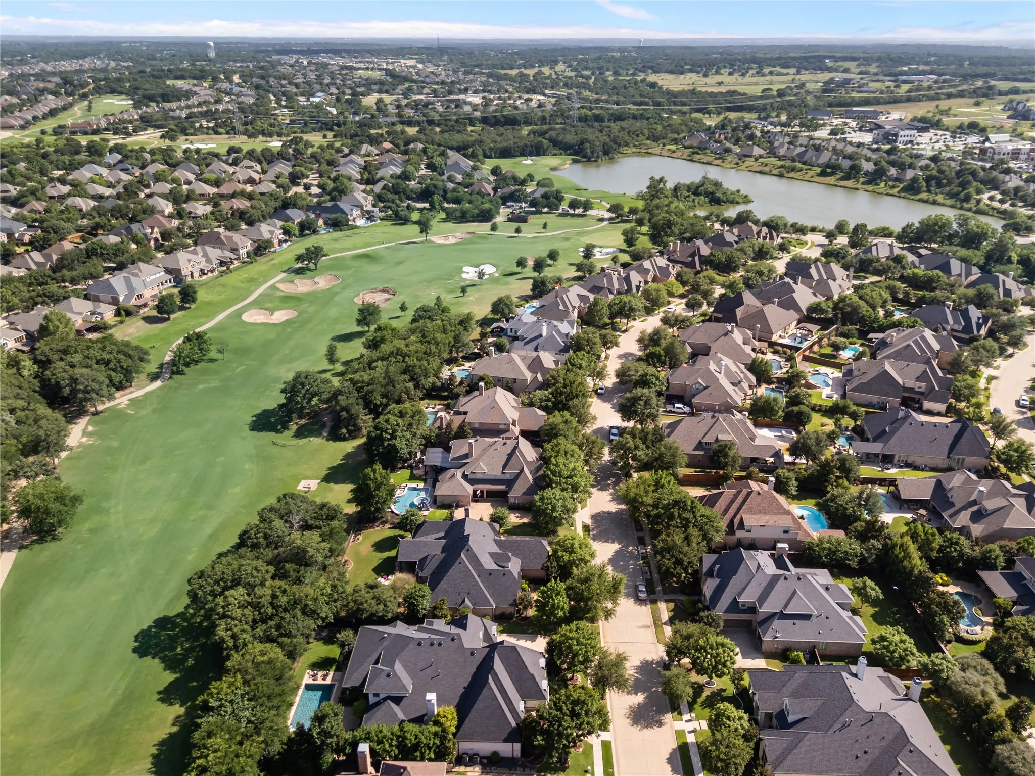 Single Family Residence For Sale in Denton County , 8491 Canyon Crossing, Lantana, Texas 76226, 5 Bedroom, 5 Bathroom, 3 Garage spaces, 4,076 Sqft, built in 2007, mls#21294408, Real Estate Agent in Lantana, Homes For Sale in Denton county, Homes For Sale in Lantana, Realtor in Lantana Texas, Real Estate Brokerage Independent Realty Texas, Luminita Cordes Realtor