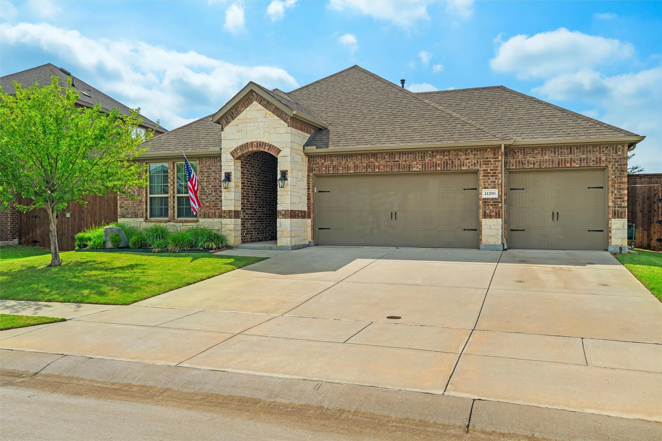 Single Family Residence For Sale in Denton County , 11200 Culberson Drive, Aubrey, Texas 76227, 3 Bedrooms, 2 Bathrooms, 3 Garage spaces, 1,785 Sqft, built in 2020, Price $369,999, mls#21293094, Real Estate Agent in Aubrey, Homes For Sale in Denton county, Homes For Sale in Aubrey, Realtor in Aubrey Texas, Real Estate Brokerage Independent Realty Texas, Luminita Cordes Realtor