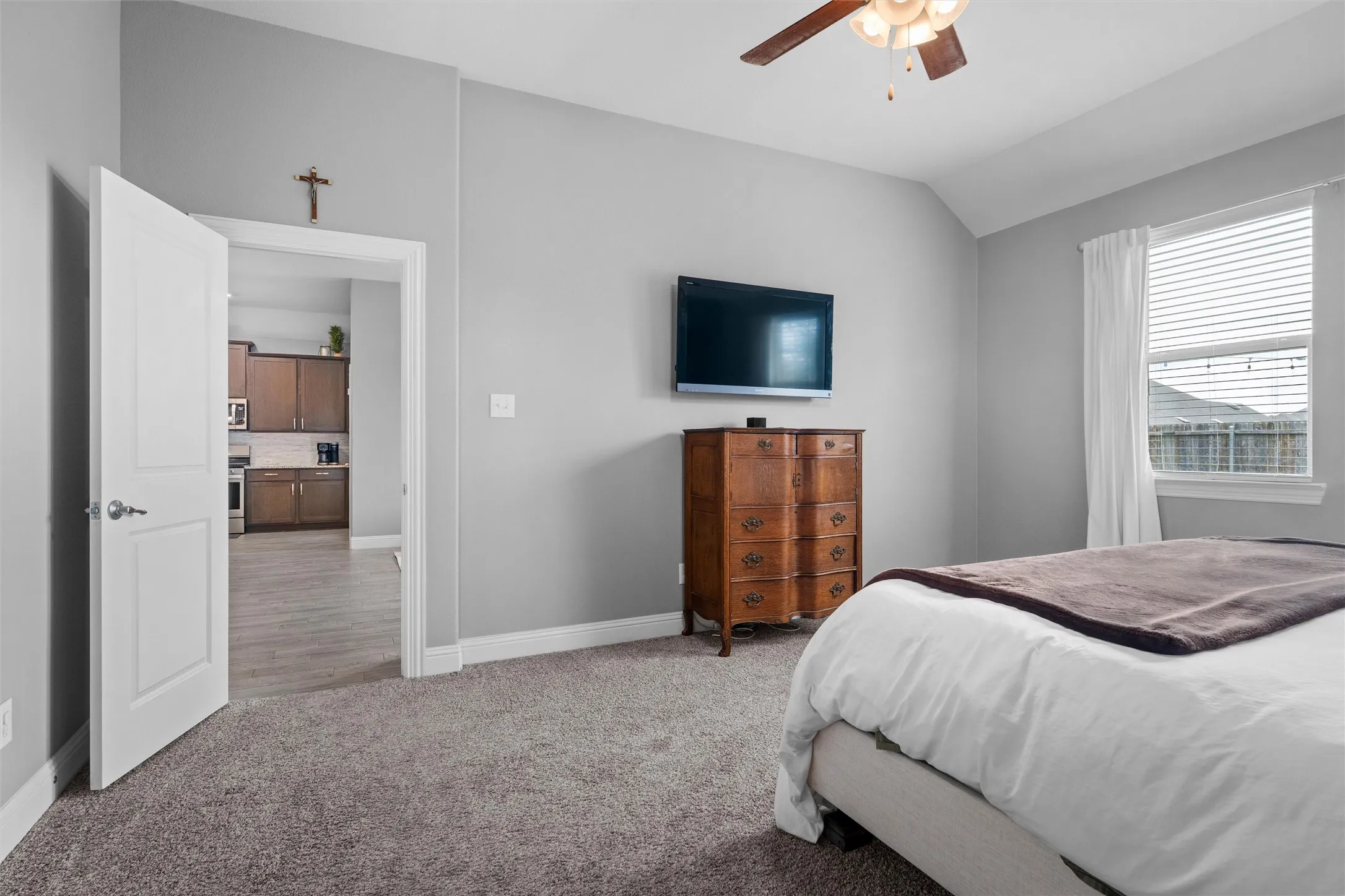 Single Family Residence For Sale in Denton County , 11200 Culberson Drive, Aubrey, Texas 76227, 3 Bedrooms, 2 Bathrooms, 3 Garage spaces, 1,785 Sqft, built in 2020, Price $369,999, mls#21293094, Real Estate Agent in Aubrey, Homes For Sale in Denton county, Homes For Sale in Aubrey, Realtor in Aubrey Texas, Real Estate Brokerage Independent Realty Texas, Luminita Cordes Realtor