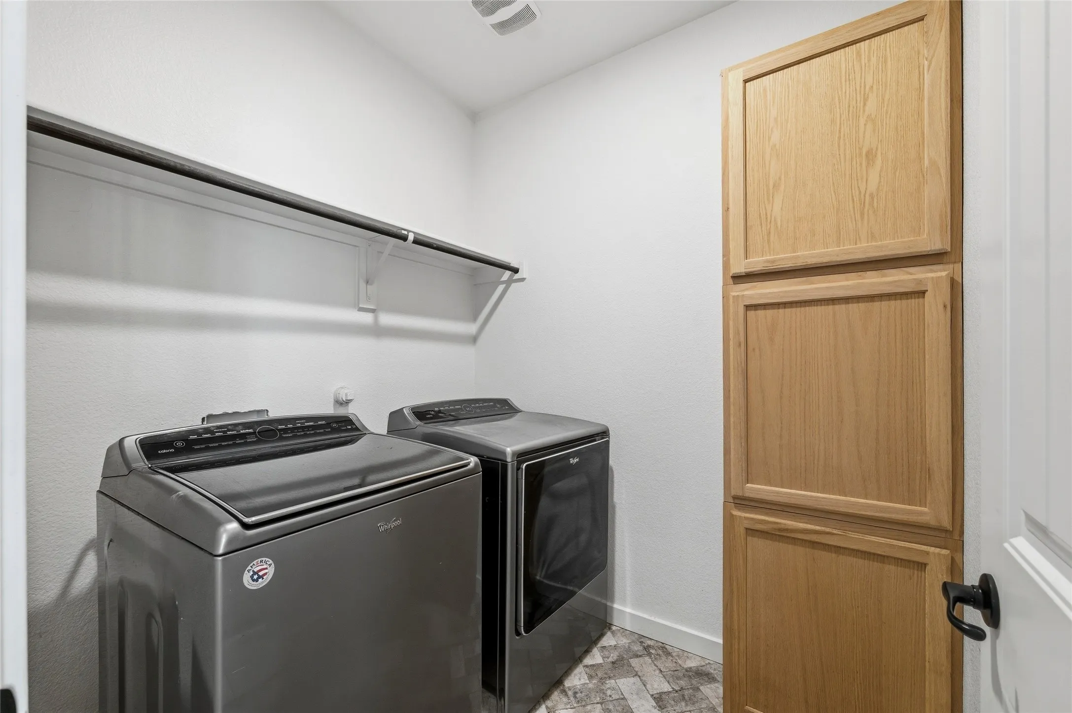 Single Family Residence For Sale in Tarrant County , 948 Meadow Scape Drive, Fort Worth, Texas 76028, 4 Bedroom, 2 Bathroom, 2 Garage spaces, 1,898 Sqft, built in 2018, mls#21287103, Real Estate Agent in Fort Worth, Homes For Sale in Tarrant county, Homes For Sale in Fort Worth, Realtor in Fort Worth Texas, Real Estate Brokerage Independent Realty Texas, Luminita Cordes Realtor
