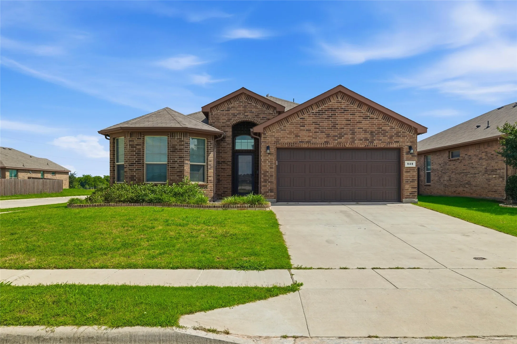 Single Family Residence For Sale in Tarrant County , 948 Meadow Scape Drive, Fort Worth, Texas 76028, 4 Bedroom, 2 Bathroom, 2 Garage spaces, 1,898 Sqft, built in 2018, mls#21287103, Real Estate Agent in Fort Worth, Homes For Sale in Tarrant county, Homes For Sale in Fort Worth, Realtor in Fort Worth Texas, Real Estate Brokerage Independent Realty Texas, Luminita Cordes Realtor