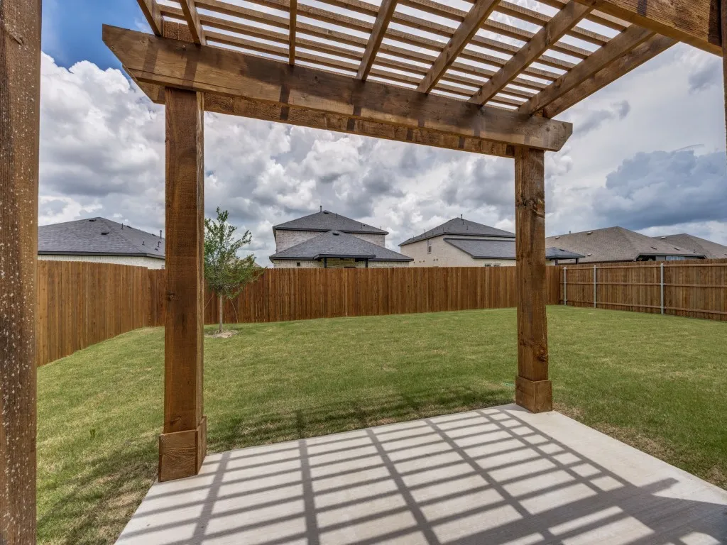Single Family Residence For Sale in Grayson County , 2411 Stonebriar Lane, Sherman, Texas 75092, 4 Bedroom, 2 Bathroom, 2 Garage spaces, 1,841 Sqft, built in 2025, mls#21294420, Real Estate Agent in Sherman, Homes For Sale in Grayson county, Homes For Sale in Sherman, Realtor in Sherman Texas, Real Estate Brokerage Independent Realty Texas, Luminita Cordes Realtor