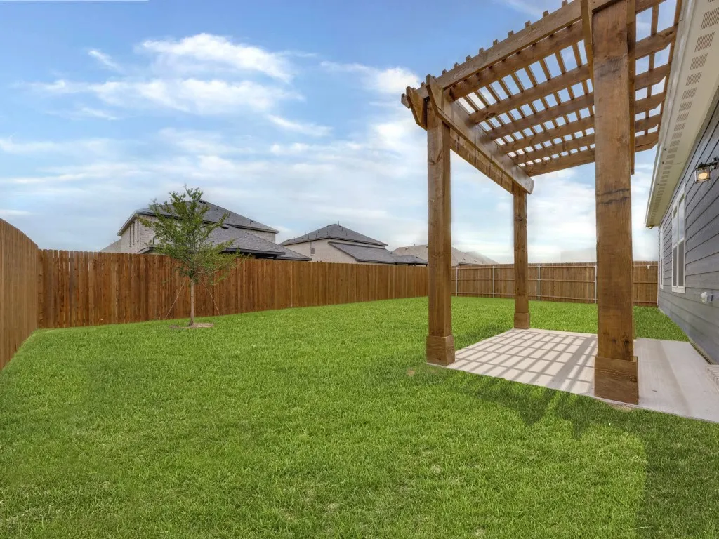 Single Family Residence For Sale in Grayson County , 2411 Stonebriar Lane, Sherman, Texas 75092, 4 Bedroom, 2 Bathroom, 2 Garage spaces, 1,841 Sqft, built in 2025, mls#21294420, Real Estate Agent in Sherman, Homes For Sale in Grayson county, Homes For Sale in Sherman, Realtor in Sherman Texas, Real Estate Brokerage Independent Realty Texas, Luminita Cordes Realtor
