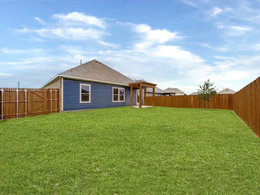 Single Family Residence For Sale in Grayson County , 2411 Stonebriar Lane, Sherman, Texas 75092, 4 Bedroom, 2 Bathroom, 2 Garage spaces, 1,841 Sqft, built in 2025, mls#21294420, Real Estate Agent in Sherman, Homes For Sale in Grayson county, Homes For Sale in Sherman, Realtor in Sherman Texas, Real Estate Brokerage Independent Realty Texas, Luminita Cordes Realtor
