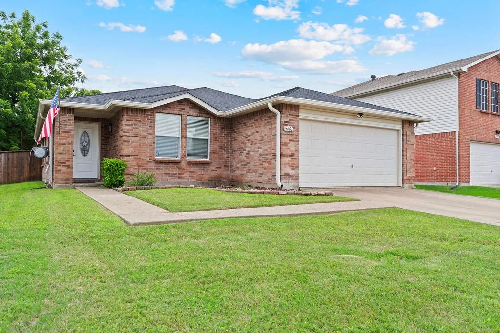 Single Family Residence For Rent in Collin County , 5405 Mountain Pointe Drive, Mc Kinney, Texas 75070, 3 Bedroom, 2 Bathroom, 2 Garage spaces, 1,532 Sqft, built in 2005, mls#21294444, Real Estate Agent in Mc Kinney, Homes For Rent in Collin county, Homes For Rent in Mc Kinney, Realtor in Mc Kinney Texas, Real Estate Brokerage Independent Realty Texas, Luminita Cordes Realtor