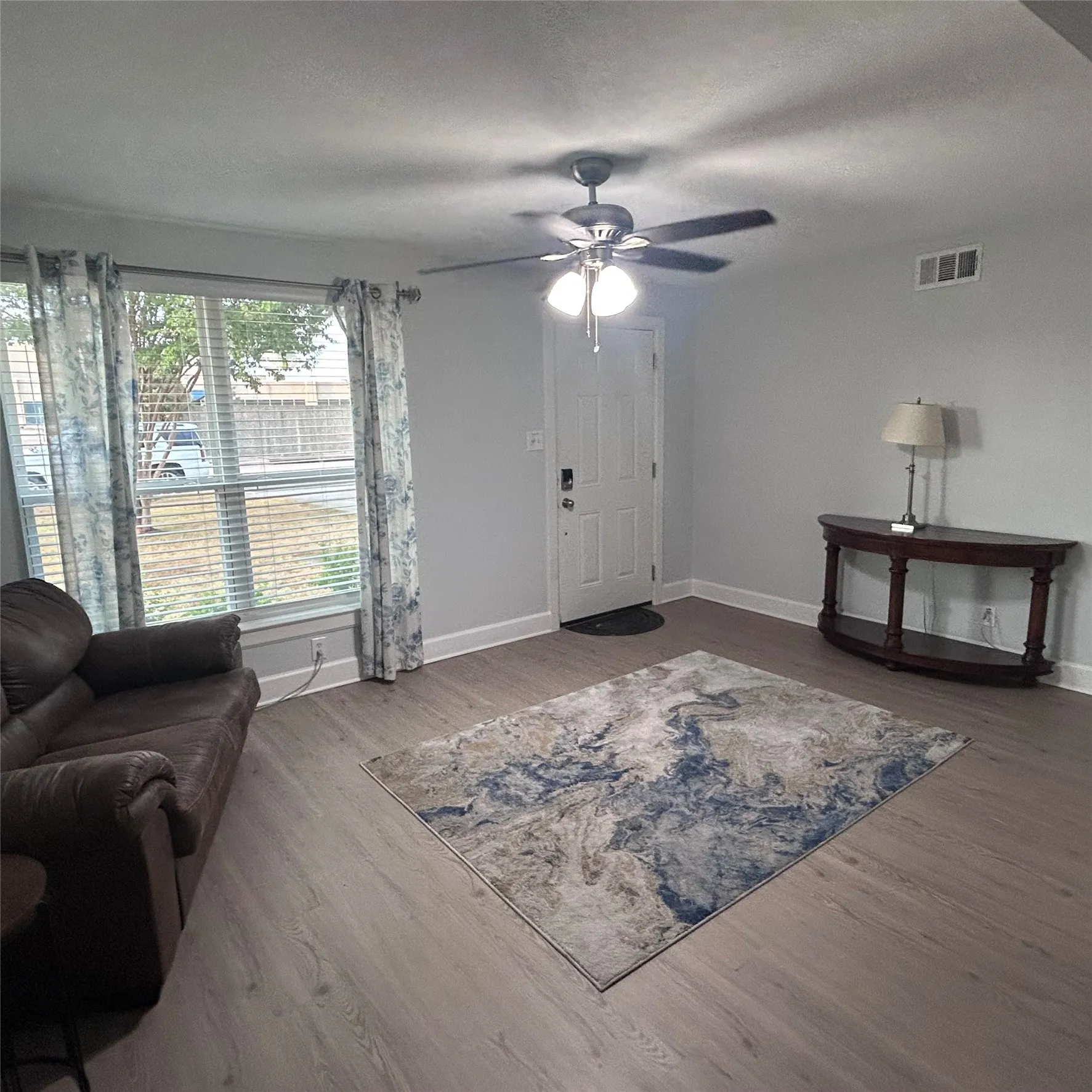 Single Family Residence For Sale in Dallas County , 530 Apollo Road, Richardson, Texas 75081, 3 Bedroom, 2 Bathroom, 2 Garage spaces, 1,265 Sqft, built in 1960, mls#21294448, Real Estate Agent in Richardson, Homes For Sale in Dallas county, Homes For Sale in Richardson, Realtor in Richardson Texas, Real Estate Brokerage Independent Realty Texas, Luminita Cordes Realtor