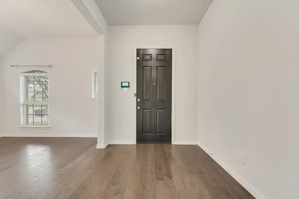 Single Family Residence For Rent in Kaufman County , 1560 Seminole Drive, Forney, Texas 75126, 3 Bedrooms, 2 Bathrooms, 2 Garage spaces, 2,020 Sqft, built in 2018, Price $2,250, mls#21294449, Real Estate Agent in Forney, Homes For Rent in Kaufman county, Homes For Rent in Forney, Realtor in Forney Texas, Real Estate Brokerage Independent Realty Texas, Luminita Cordes Realtor
