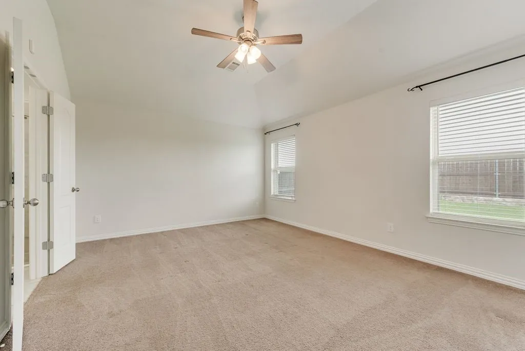 Single Family Residence For Rent in Kaufman County , 1560 Seminole Drive, Forney, Texas 75126, 3 Bedrooms, 2 Bathrooms, 2 Garage spaces, 2,020 Sqft, built in 2018, Price $2,250, mls#21294449, Real Estate Agent in Forney, Homes For Rent in Kaufman county, Homes For Rent in Forney, Realtor in Forney Texas, Real Estate Brokerage Independent Realty Texas, Luminita Cordes Realtor