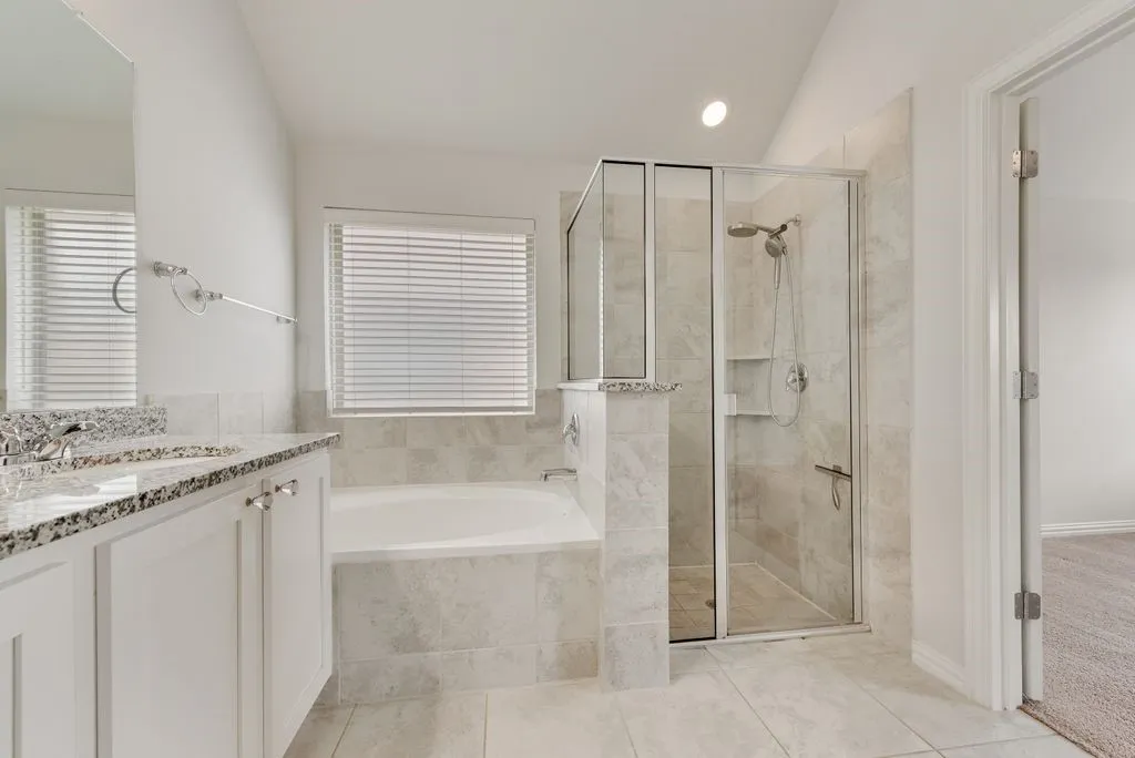 Single Family Residence For Rent in Kaufman County , 1560 Seminole Drive, Forney, Texas 75126, 3 Bedrooms, 2 Bathrooms, 2 Garage spaces, 2,020 Sqft, built in 2018, Price $2,250, mls#21294449, Real Estate Agent in Forney, Homes For Rent in Kaufman county, Homes For Rent in Forney, Realtor in Forney Texas, Real Estate Brokerage Independent Realty Texas, Luminita Cordes Realtor