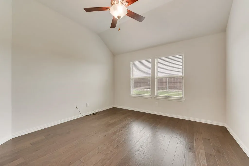 Single Family Residence For Rent in Kaufman County , 1560 Seminole Drive, Forney, Texas 75126, 3 Bedrooms, 2 Bathrooms, 2 Garage spaces, 2,020 Sqft, built in 2018, Price $2,250, mls#21294449, Real Estate Agent in Forney, Homes For Rent in Kaufman county, Homes For Rent in Forney, Realtor in Forney Texas, Real Estate Brokerage Independent Realty Texas, Luminita Cordes Realtor